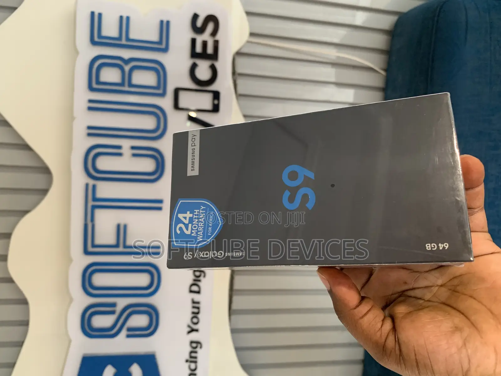 New Samsung Galaxy S9 64 GB Black