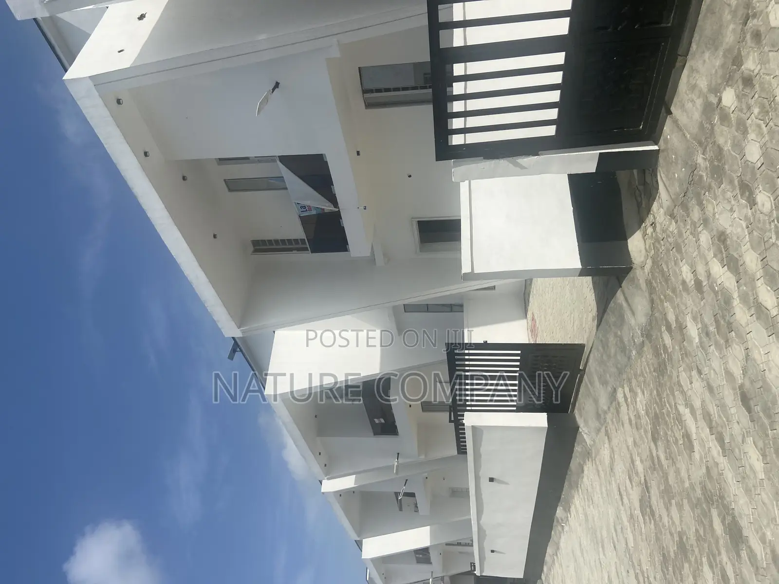 4bdrm Duplex in Ikota Gra for rent