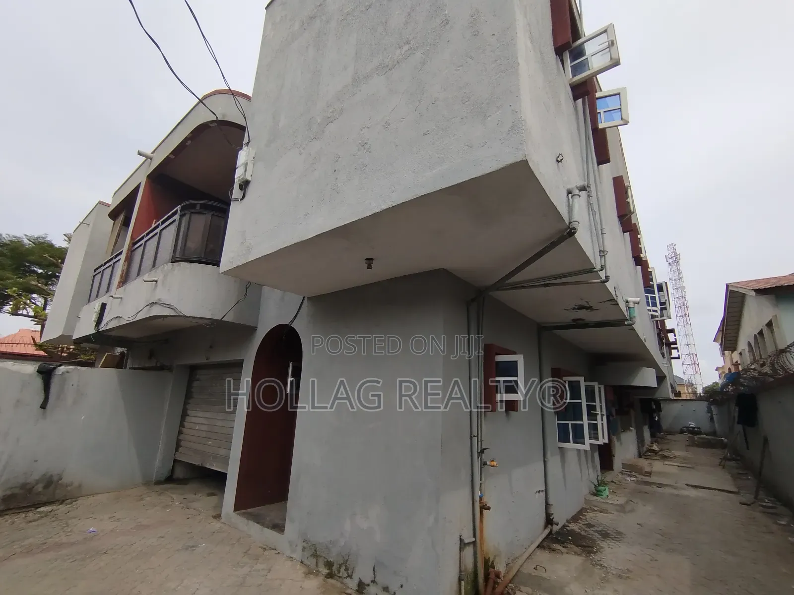 5bdrm Duplex in Ago Palace for sale