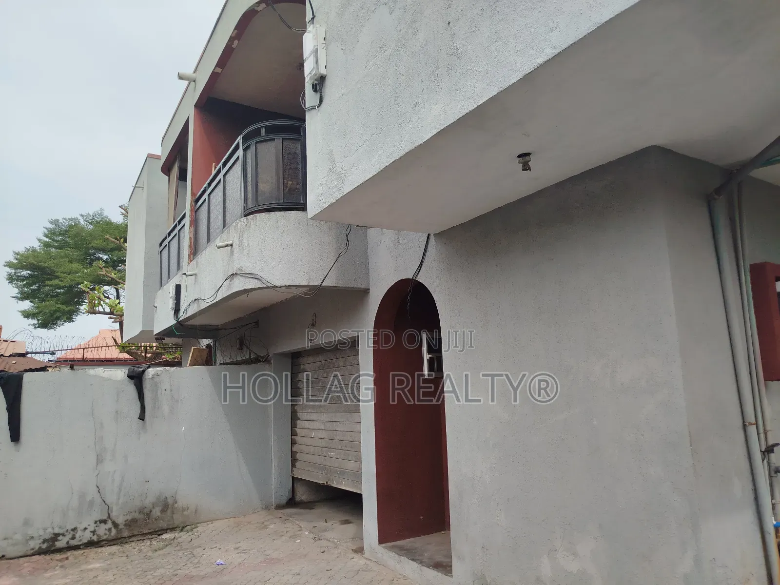 5bdrm Duplex in Ago Palace for sale