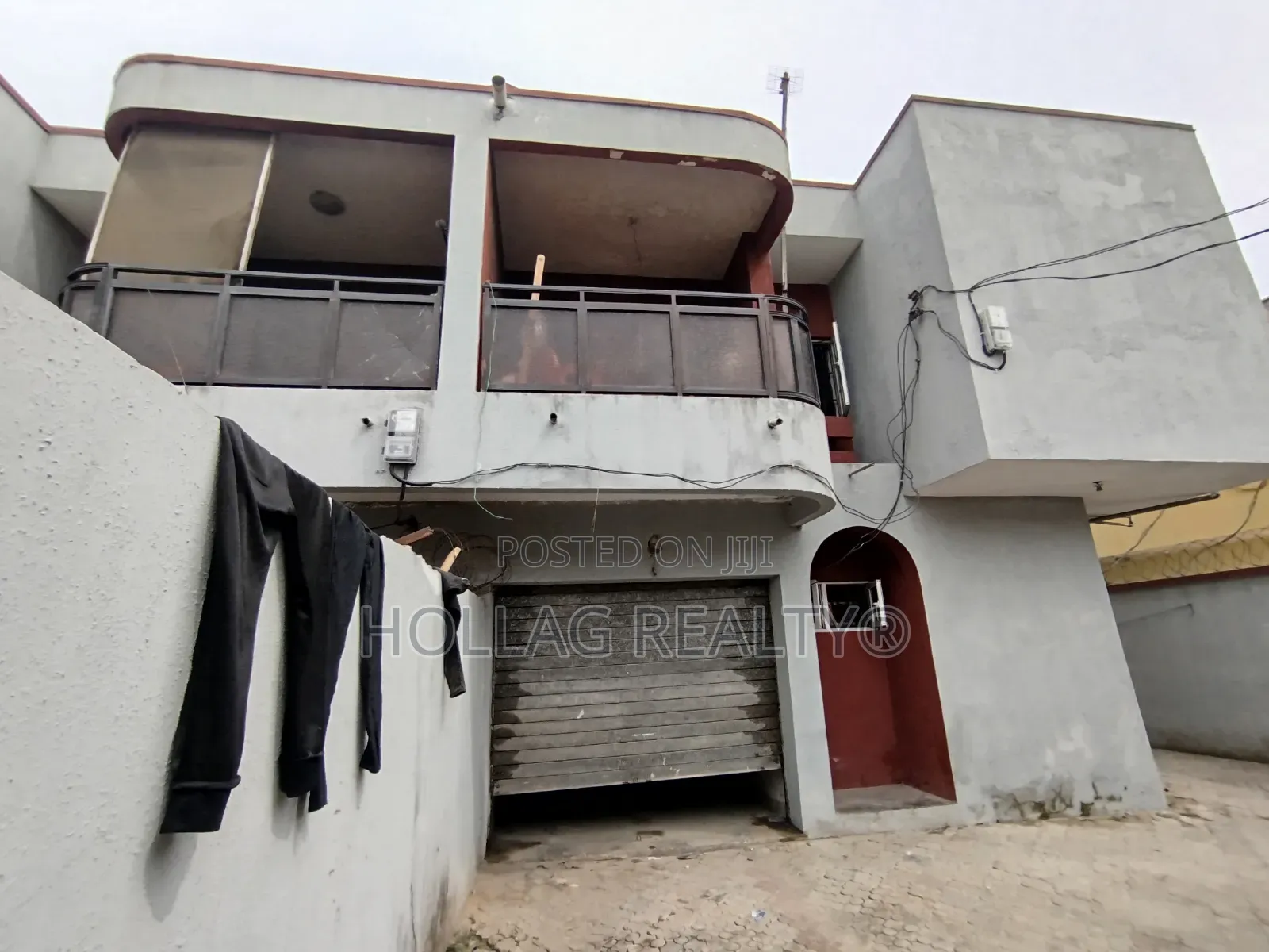 5bdrm Duplex in Ago Palace for sale