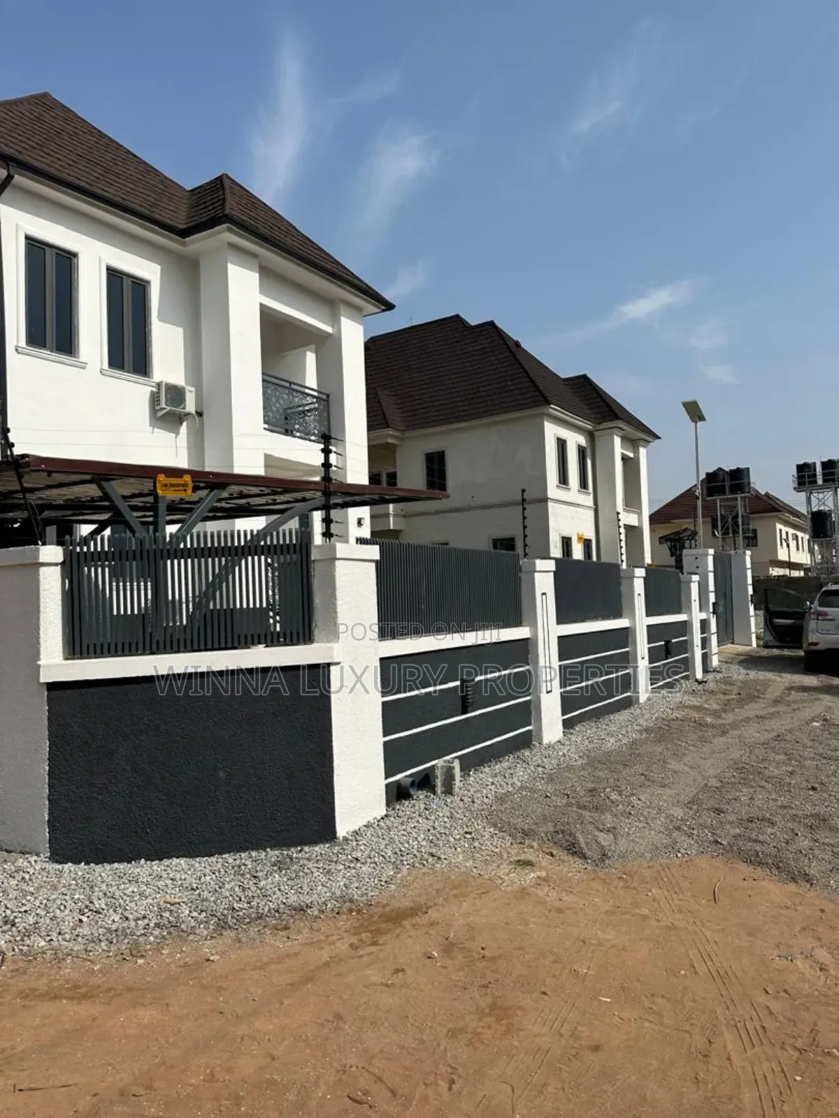 4bdrm Duplex in Gold City Estate, Lugbe District for sale