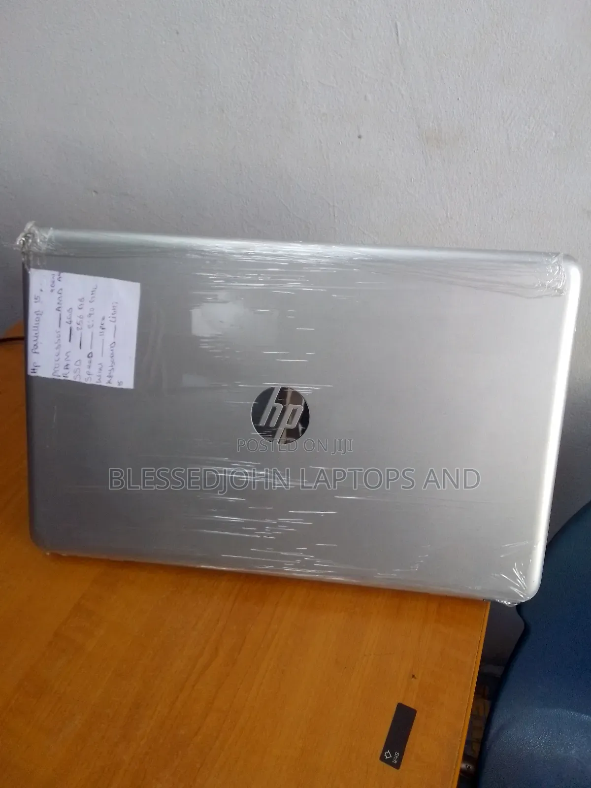 Laptop HP 15 4GB AMD Ryzen 9 SSD 256GB
