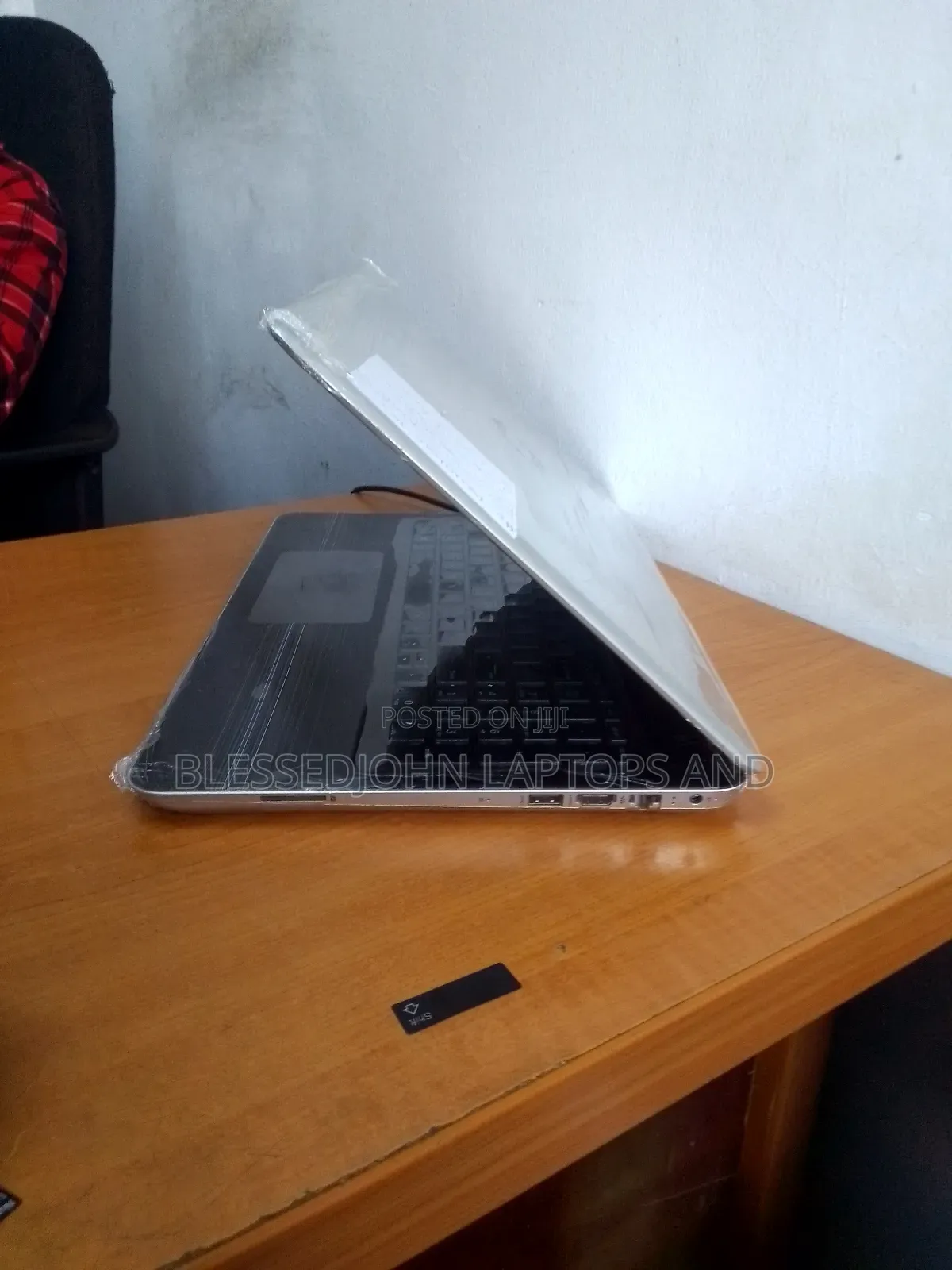 Laptop HP 15 4GB AMD Ryzen 9 SSD 256GB