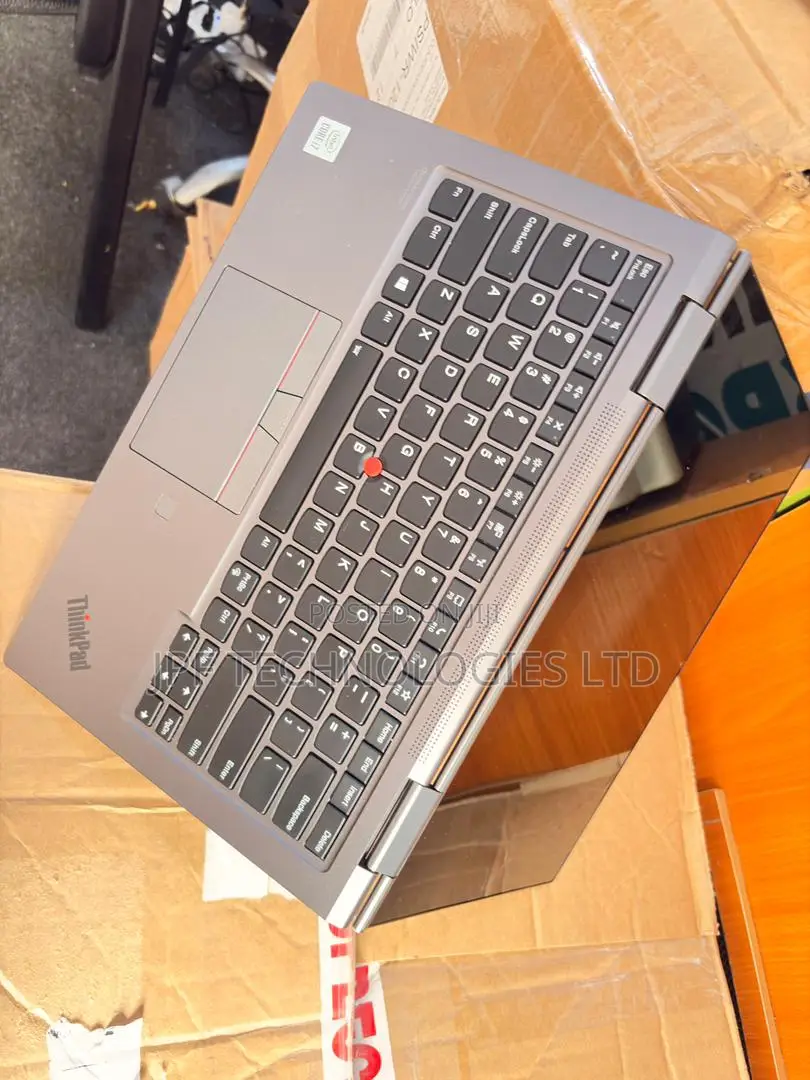 Laptop Lenovo Thinkpad X1 Yoga 8GB Intel Core i7 SSD 256GB