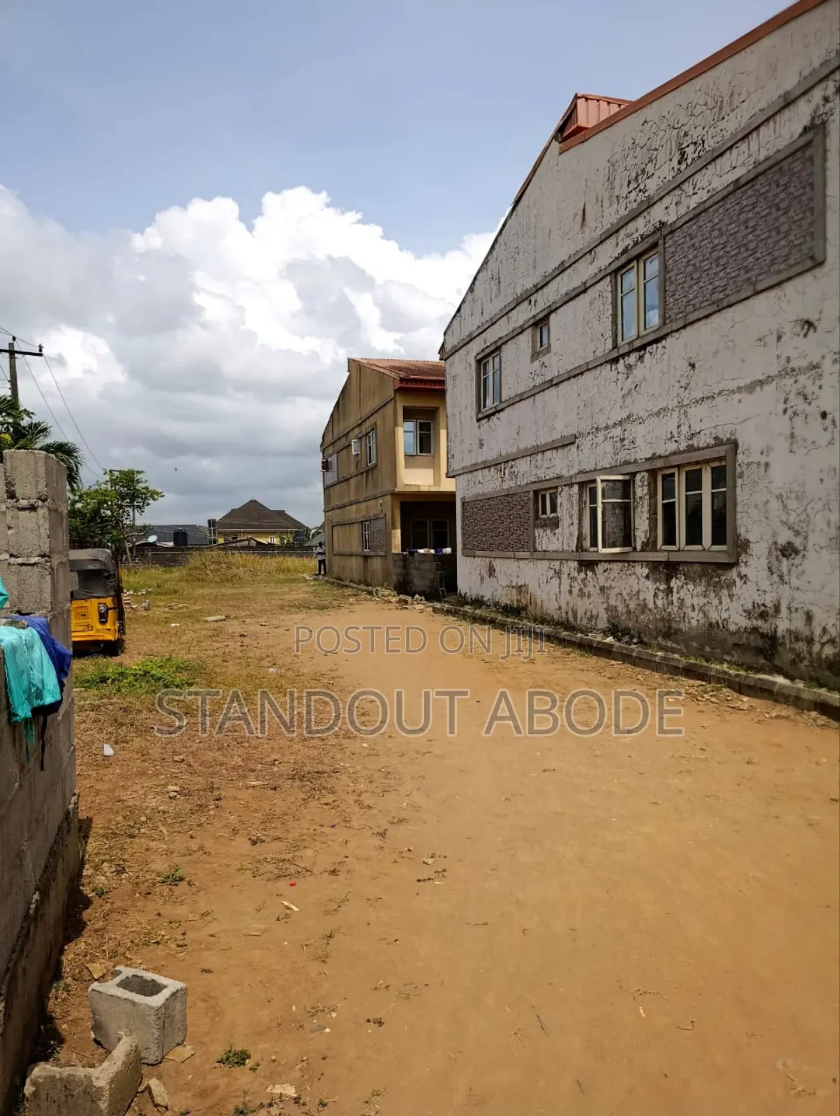 3bdrm Duplex in In A Secure Location, Igando / Ikotun/Igando for sale