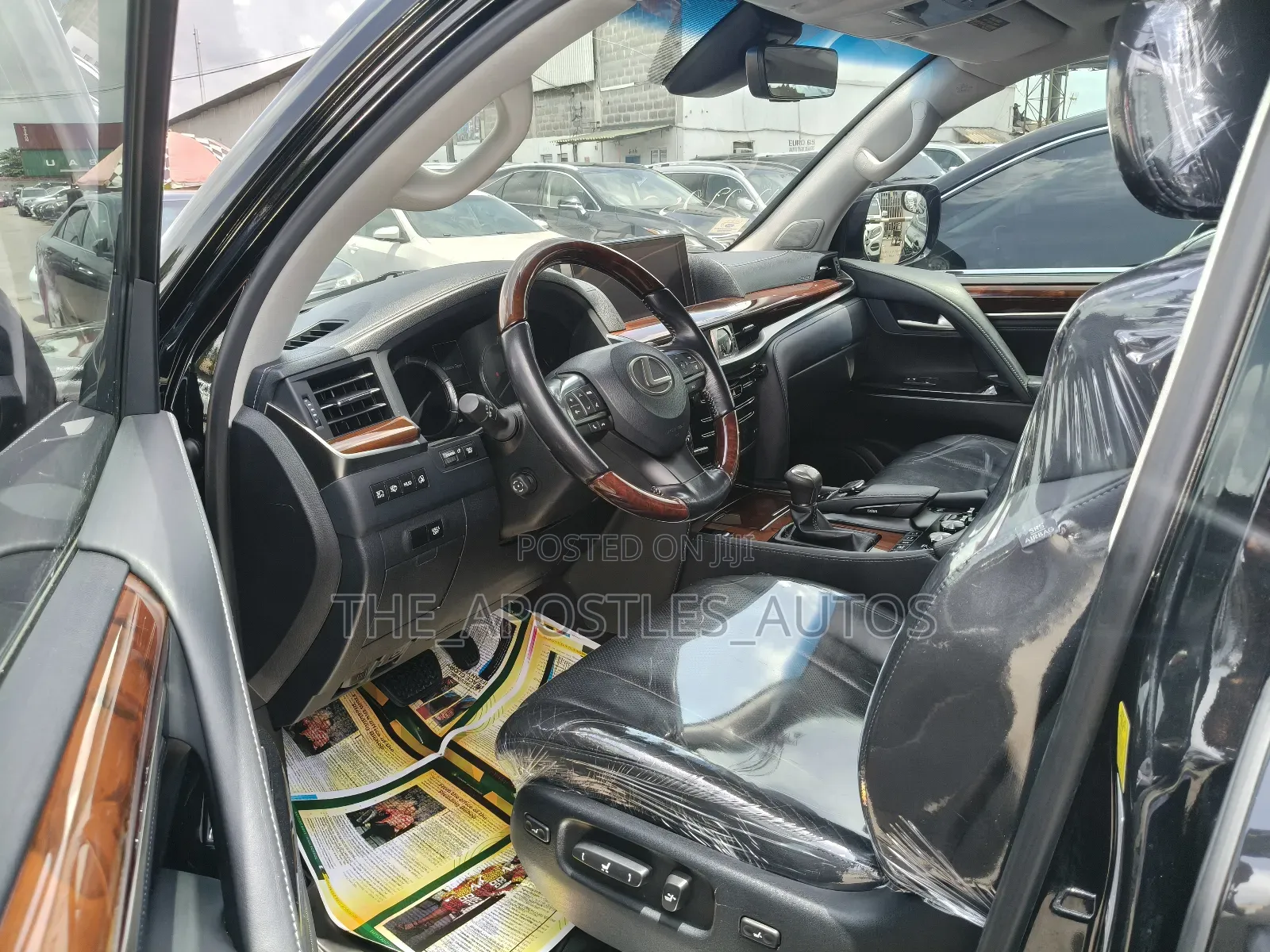 Lexus LX 570 AWD 2017 Black