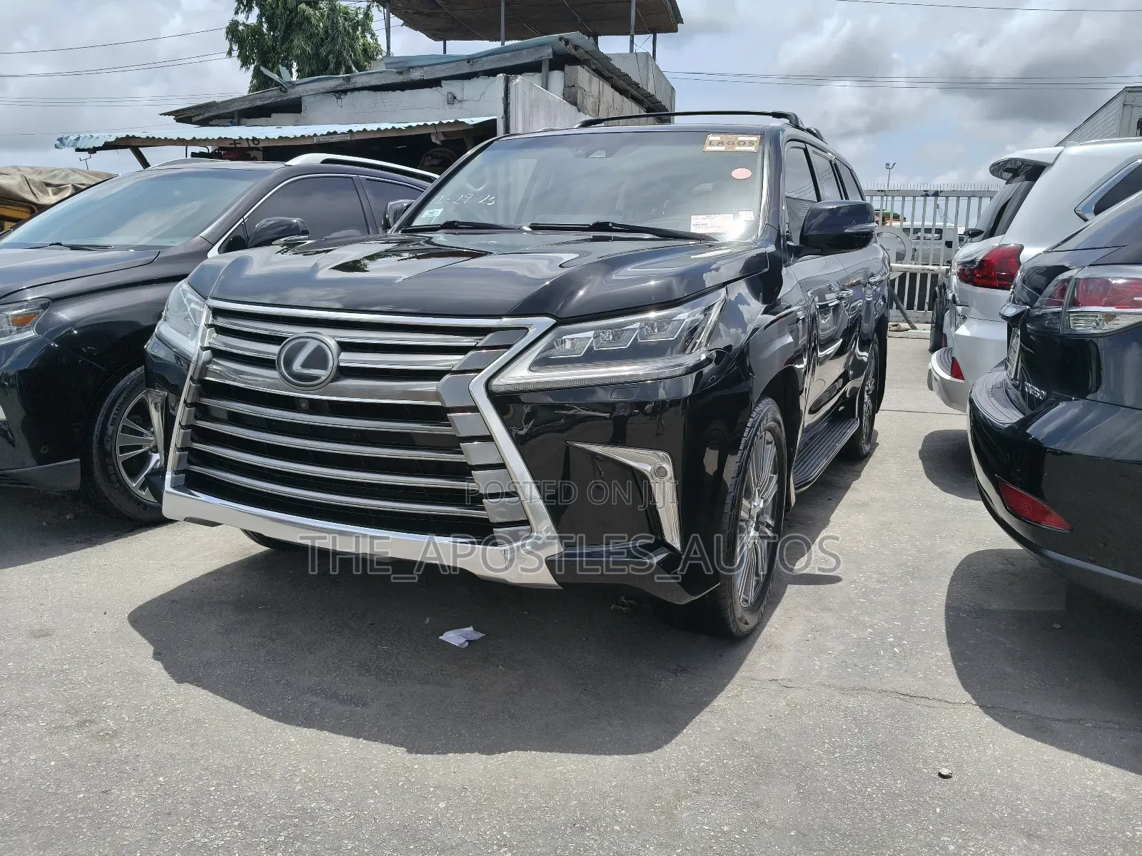 Lexus LX 570 AWD 2018 Black