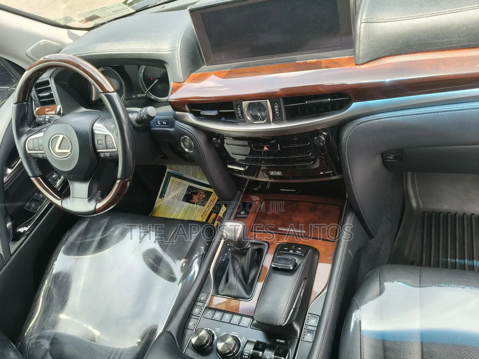 Lexus LX 570 AWD 2018 Black