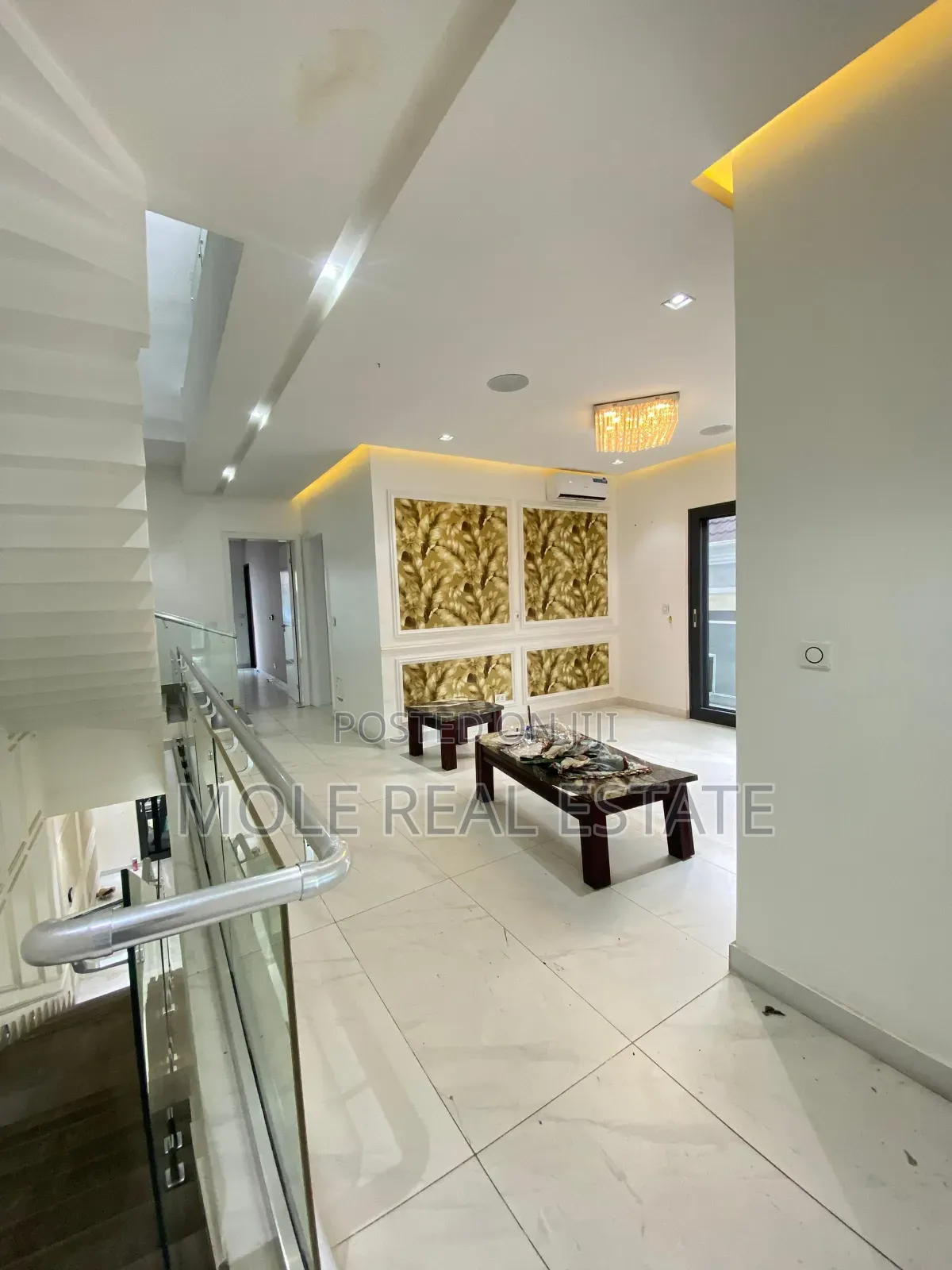 Furnished 5bdrm Duplex in Ikoyin for sale