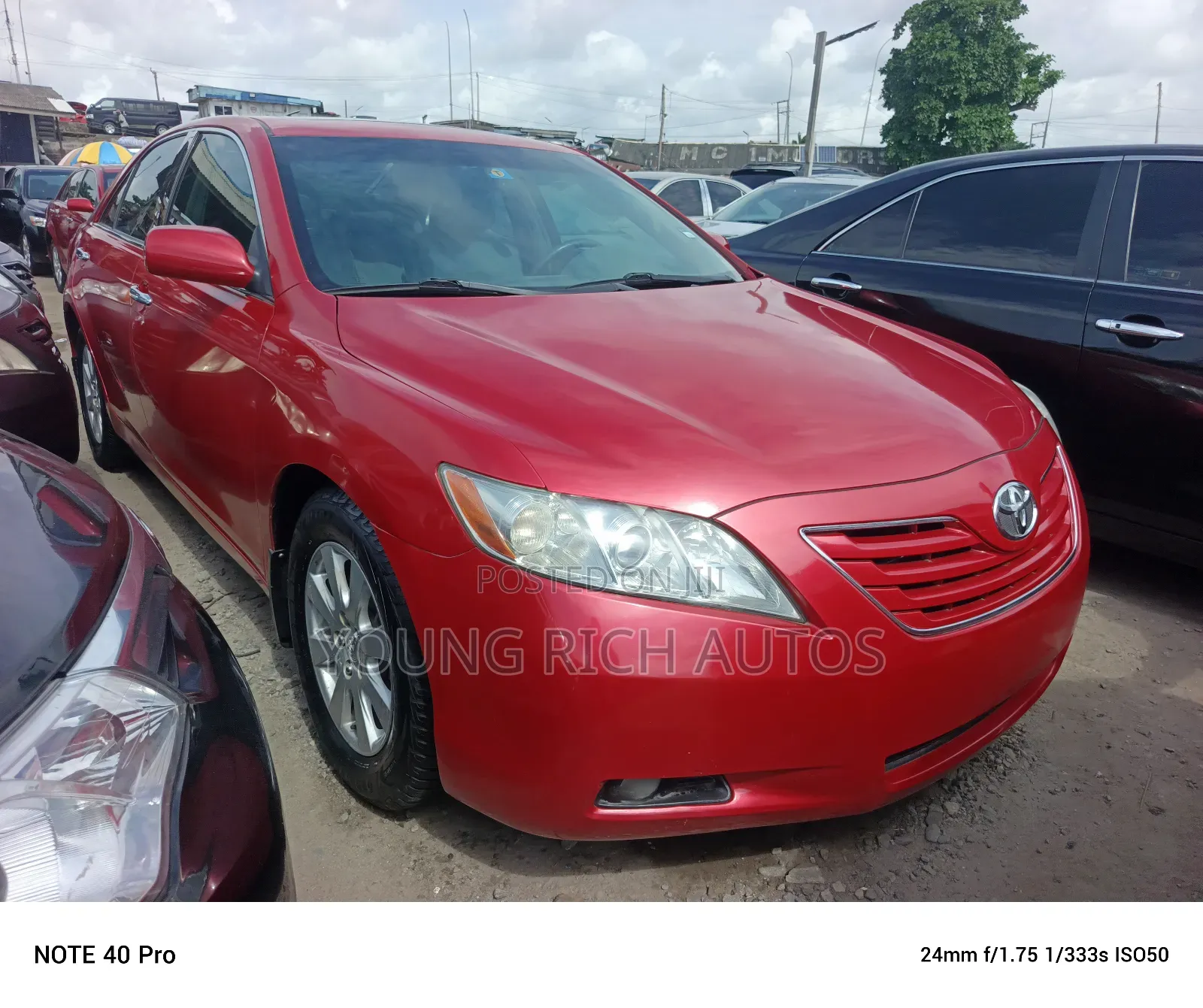 Toyota Camry 2.4 XLE 2008 Red