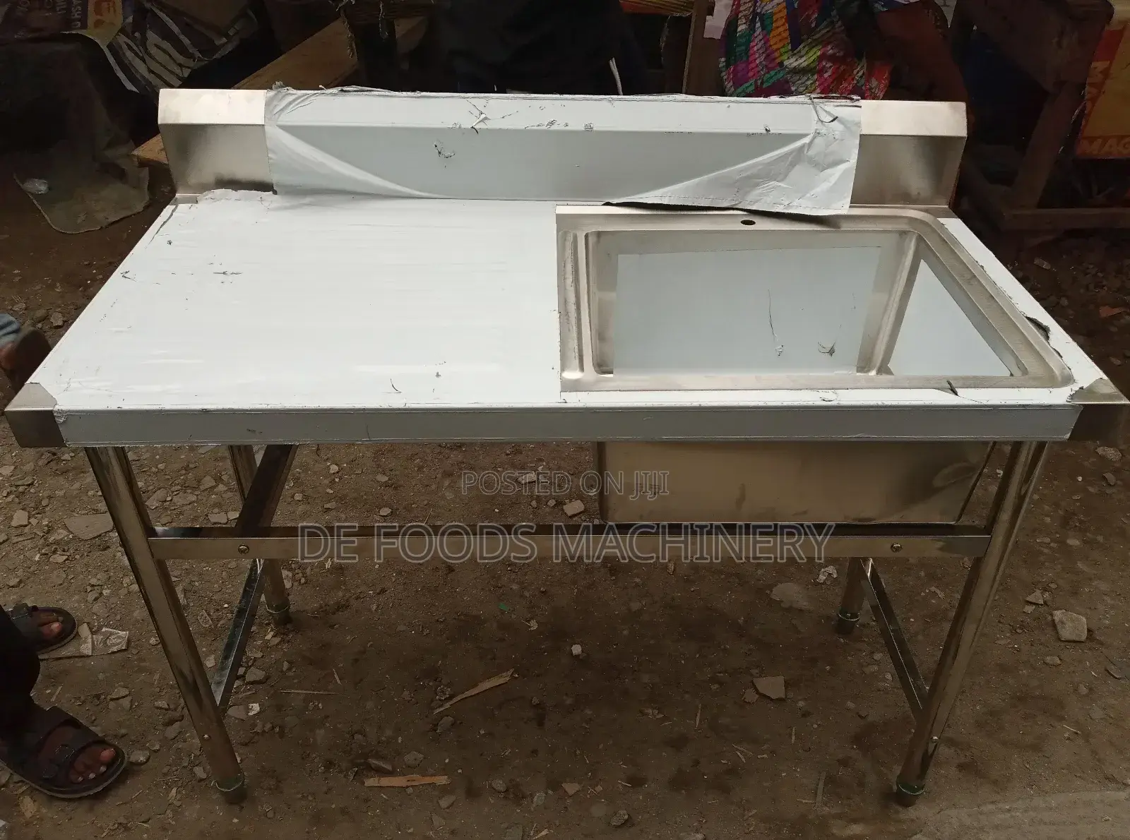Commercial Single Sink With Side