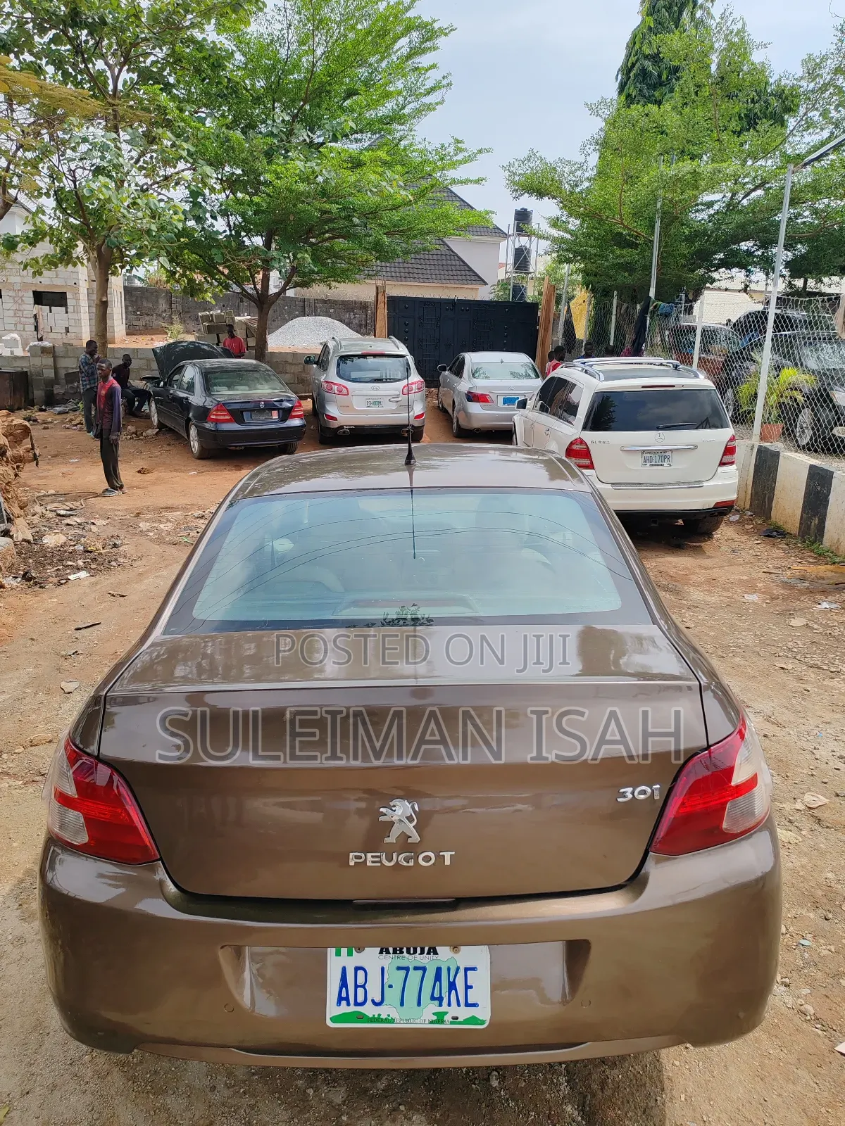 Peugeot 301 2015 Brown