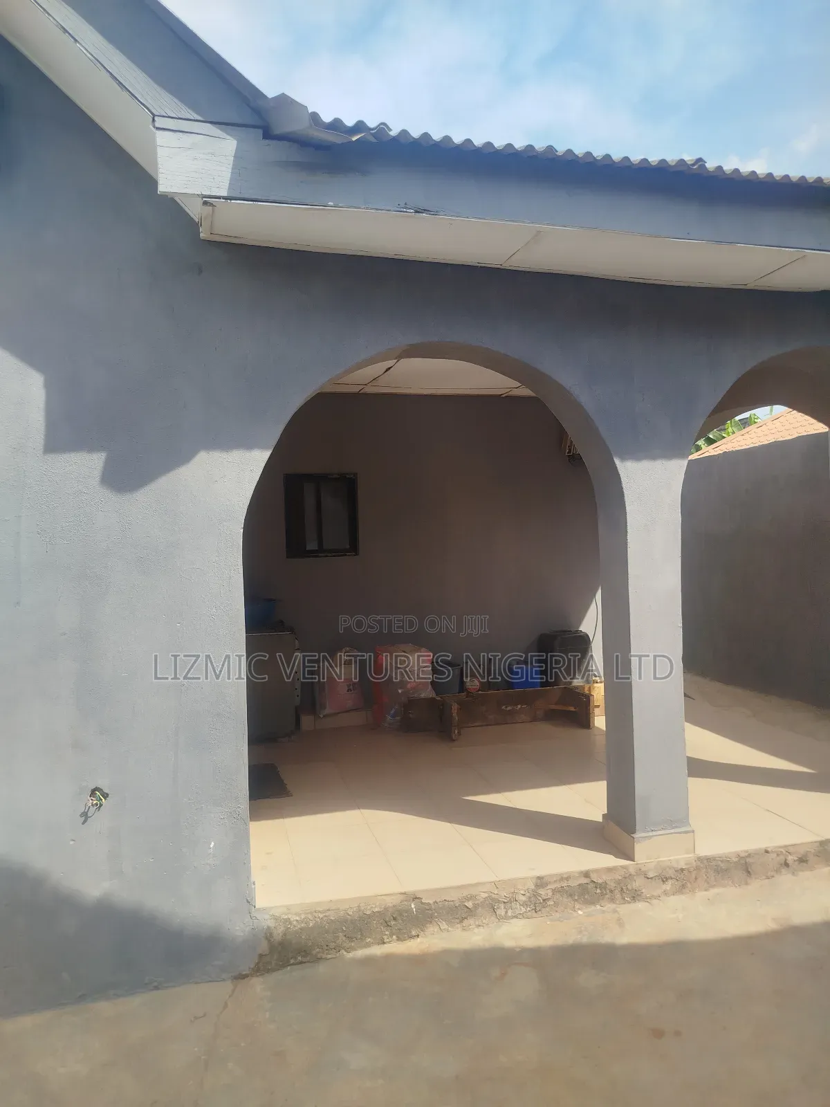 3bdrm Bungalow in Oshin, Ayobo for sale