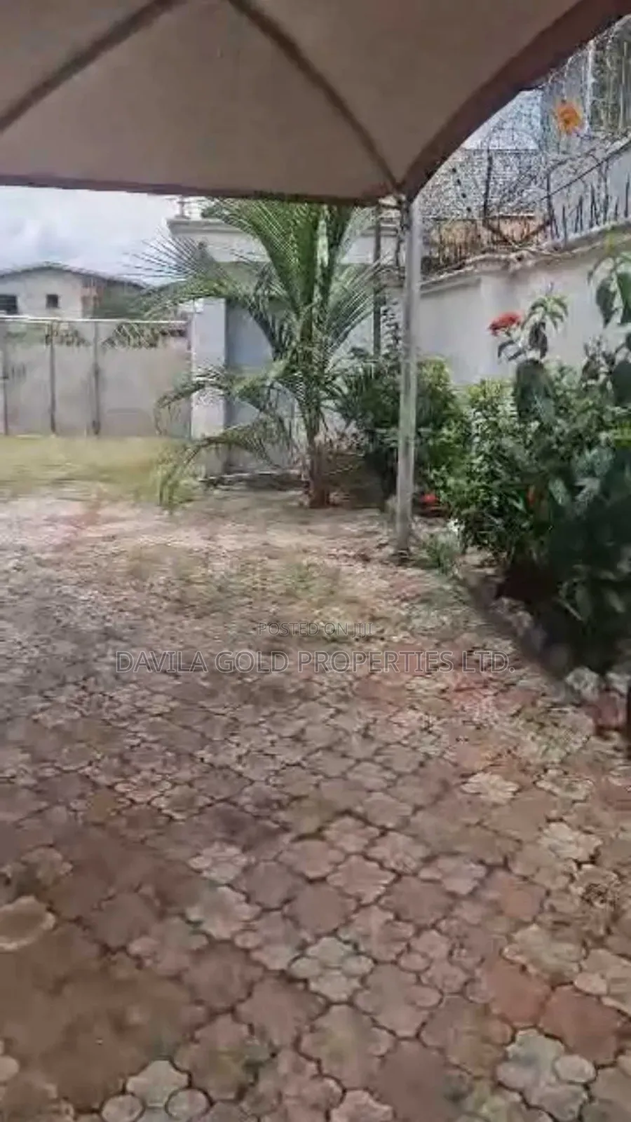 6bdrm Duplex in Benin City for sale
