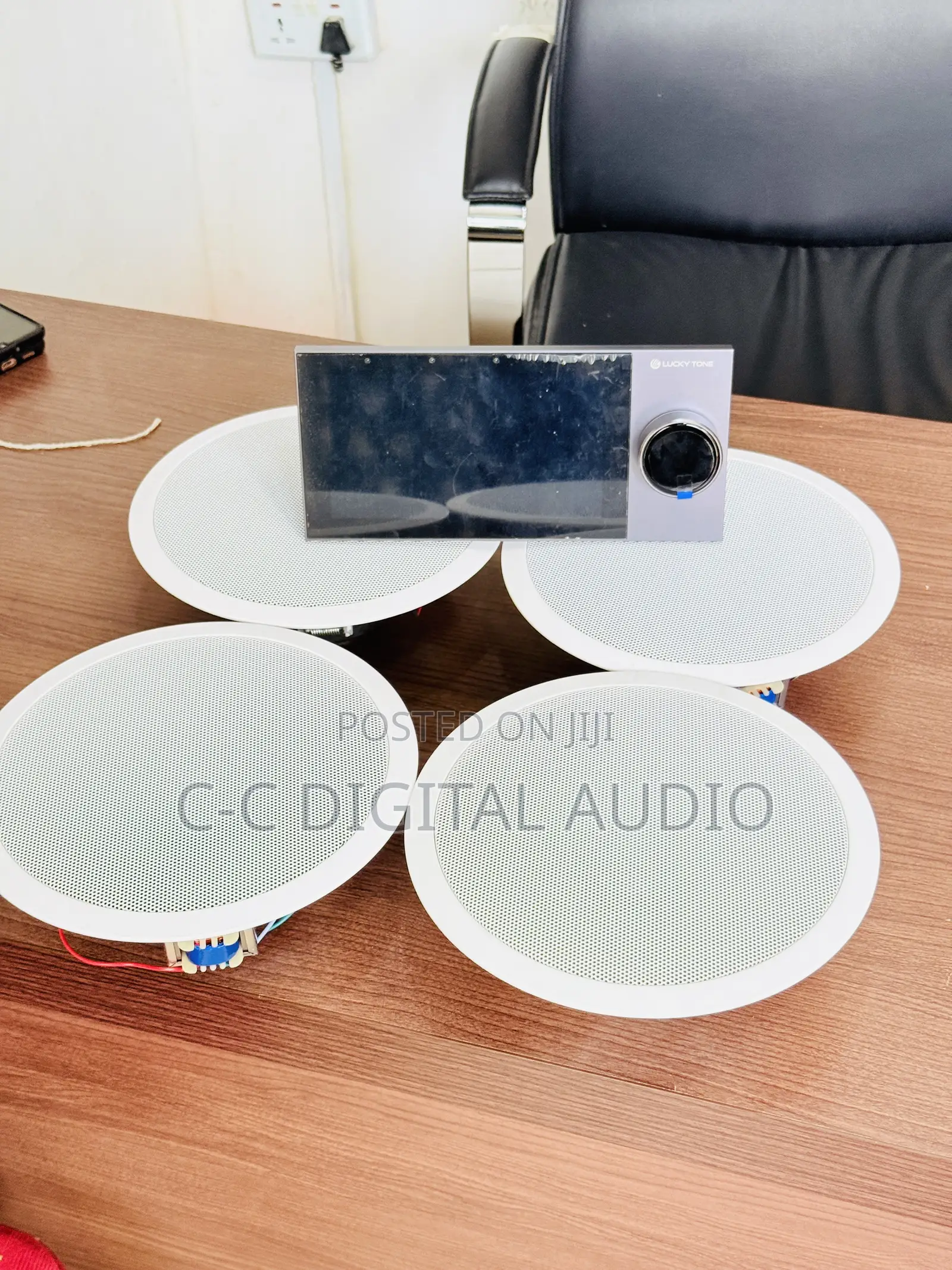 7inches Smart Amplifier and 4 Ceiling Speakers Setup
