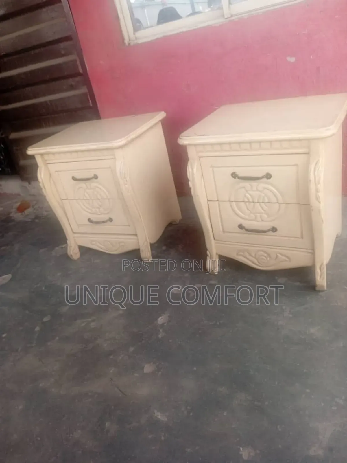 2 Royal Bedside Drawers Neatly Used ( Both)