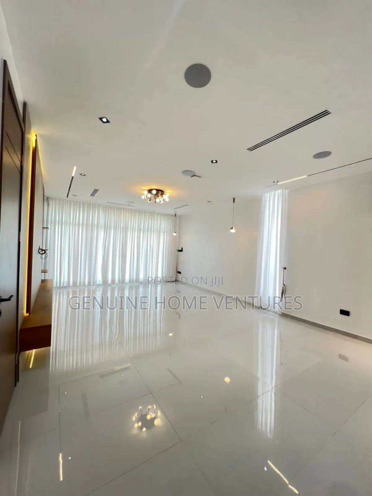 5bdrm Duplex in Ikate for sale