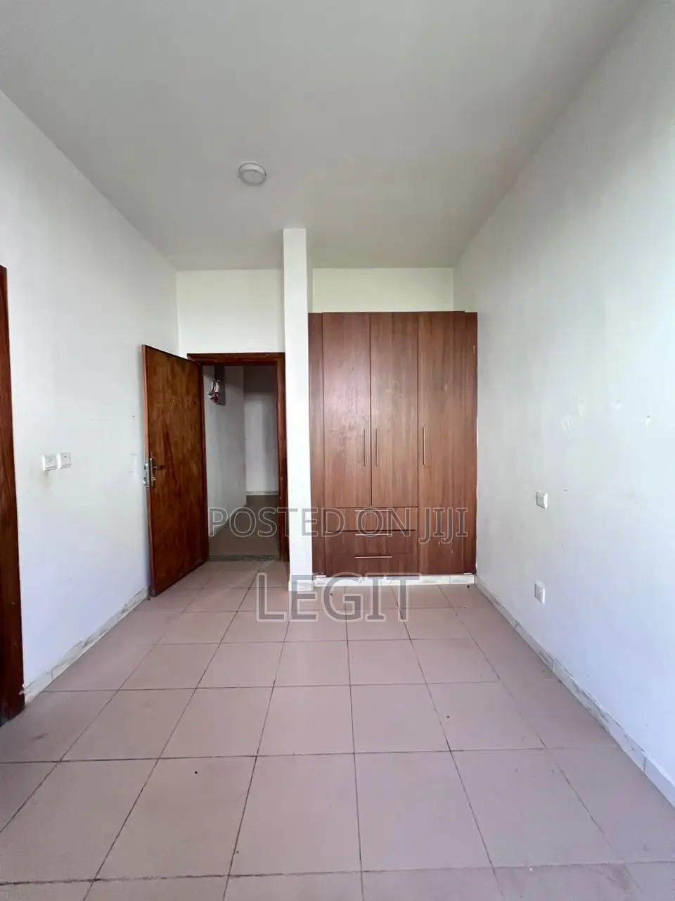 3bdrm Bungalow in Lugbe District for sale