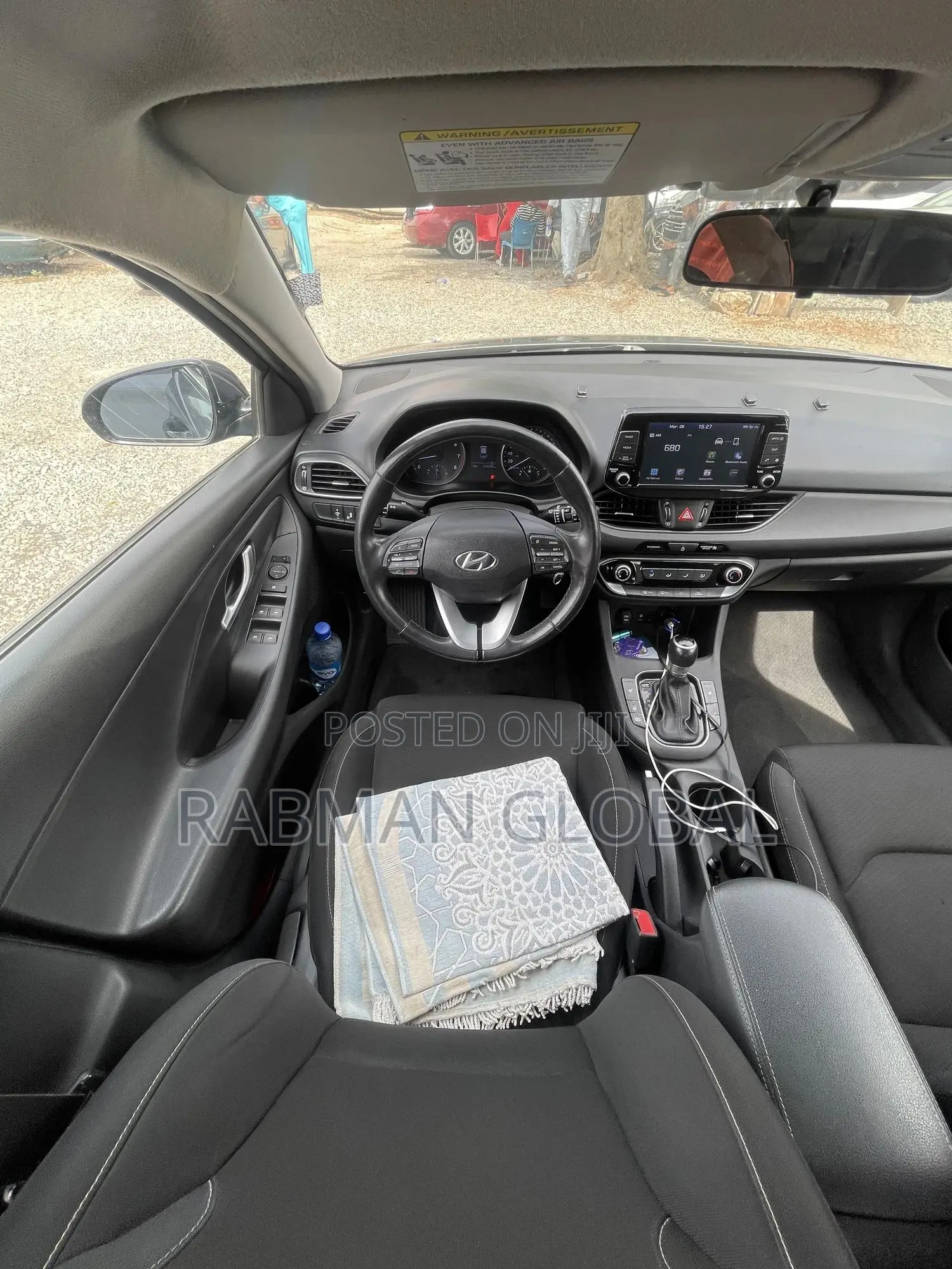 Hyundai Elantra SE Sedan FWD (2.0L 4cyl 6M) 2017 Gray