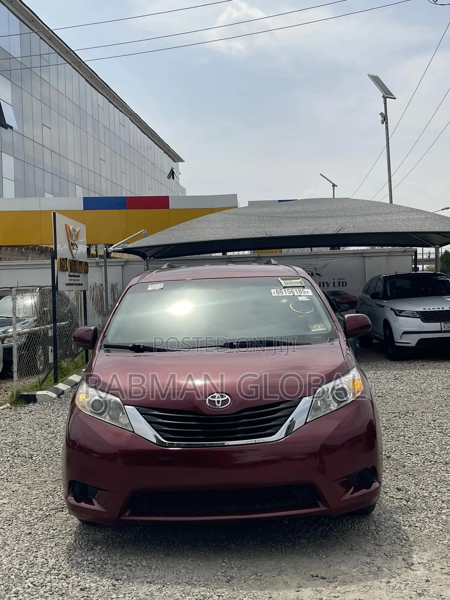 Toyota Sienna 2013 Brown