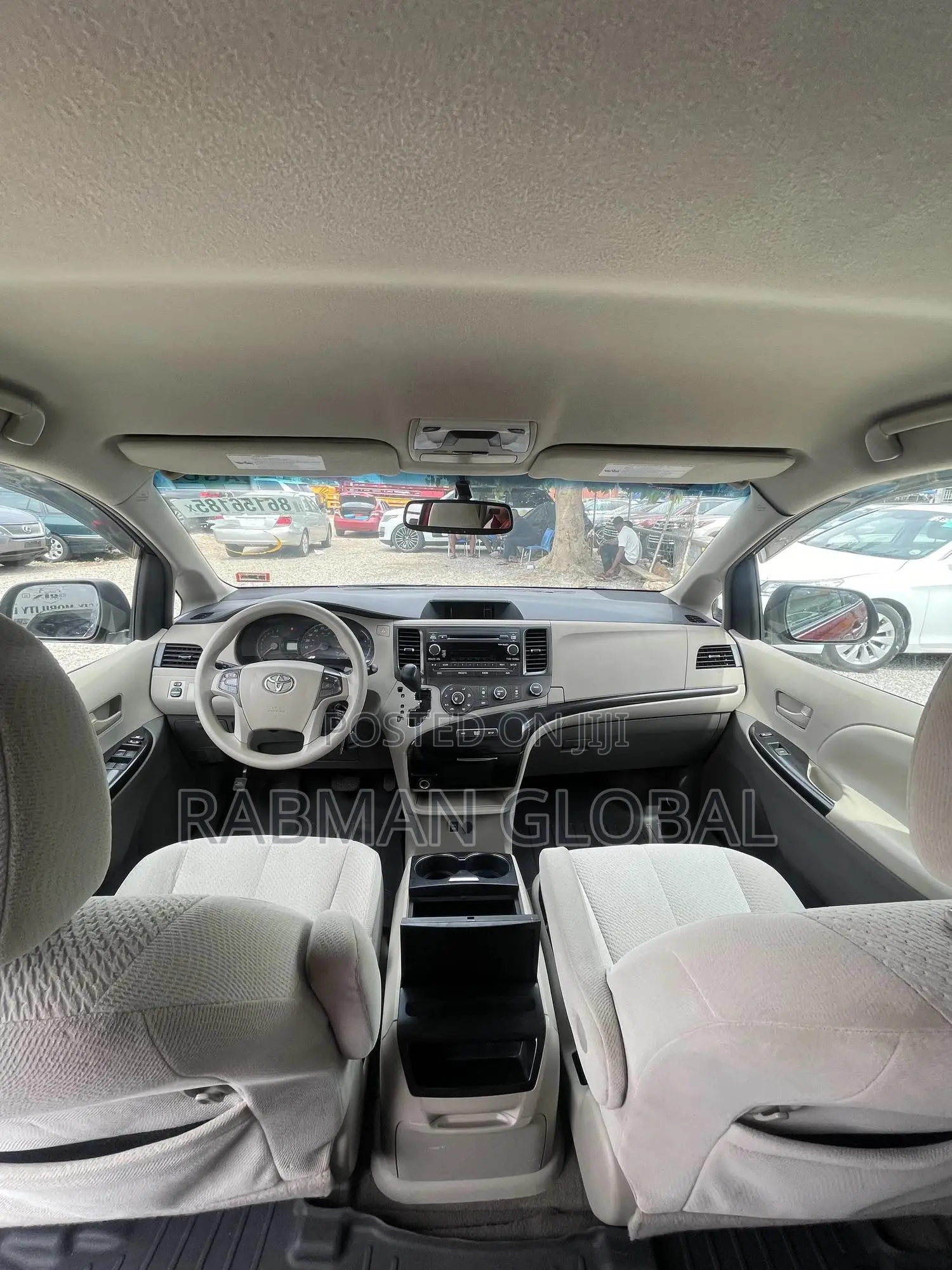 Toyota Sienna 2013 Brown