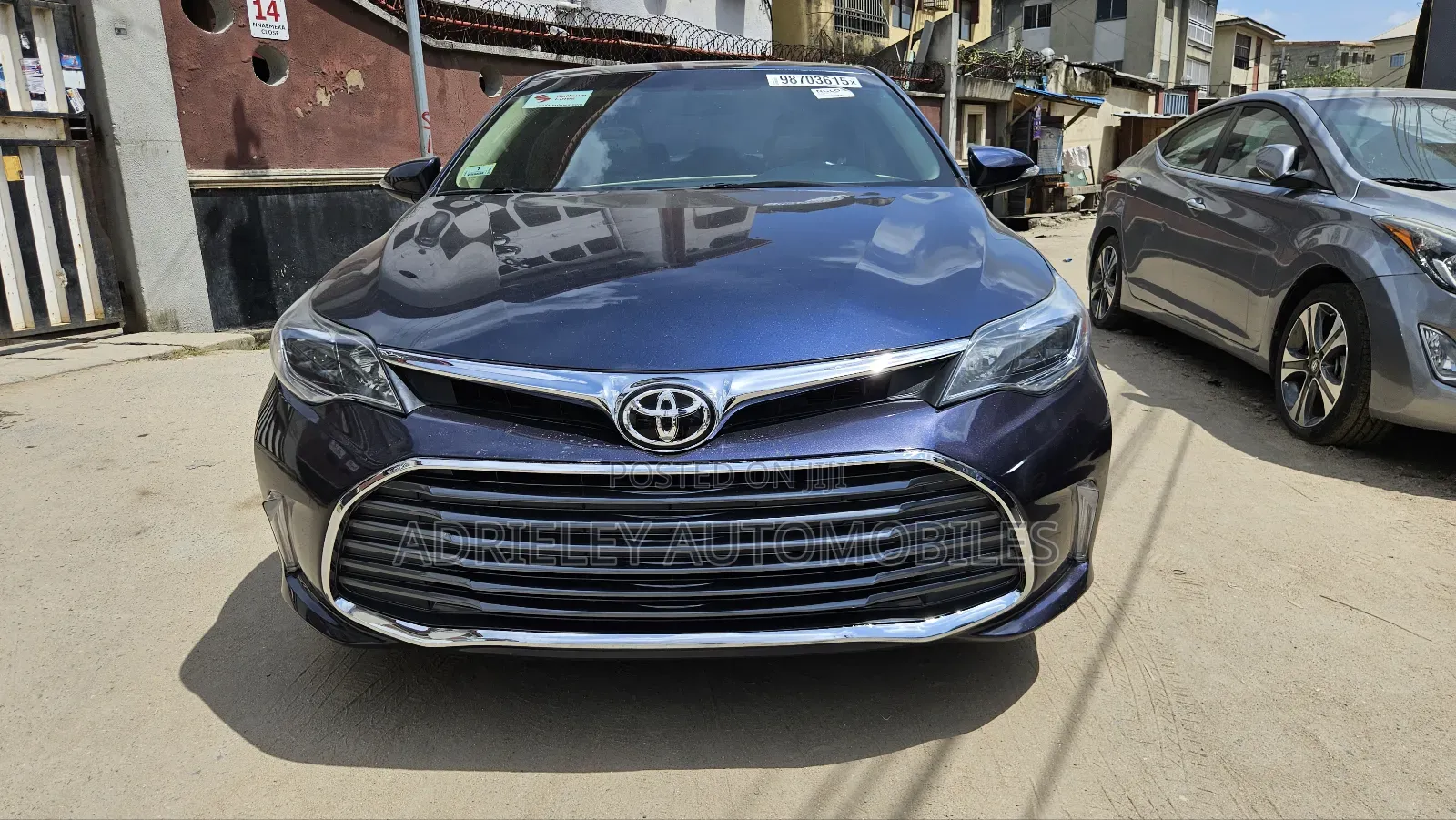 Toyota Avalon XLE 4dr Sedan (3.5L 6cyl 6A) 2014 Blue