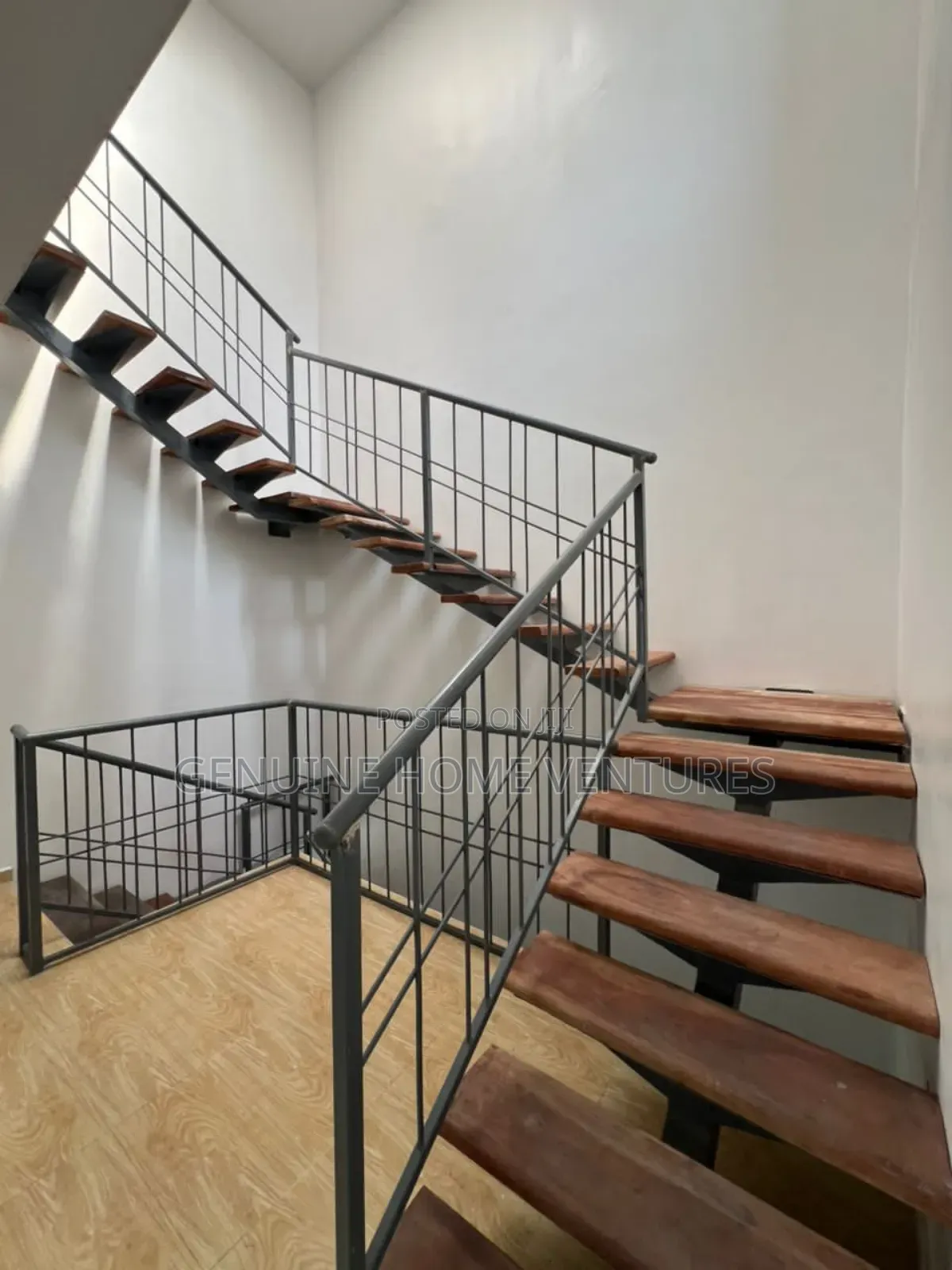 5bdrm Duplex in Ikate for sale