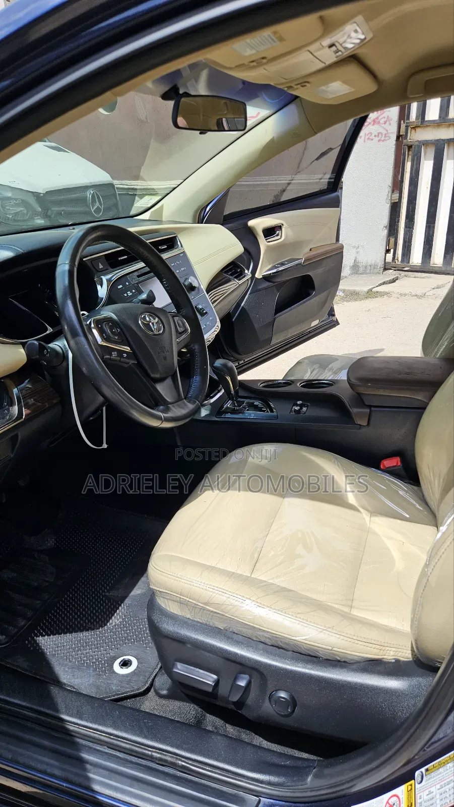 Toyota Avalon XLE 4dr Sedan (3.5L 6cyl 6A) 2014 Blue