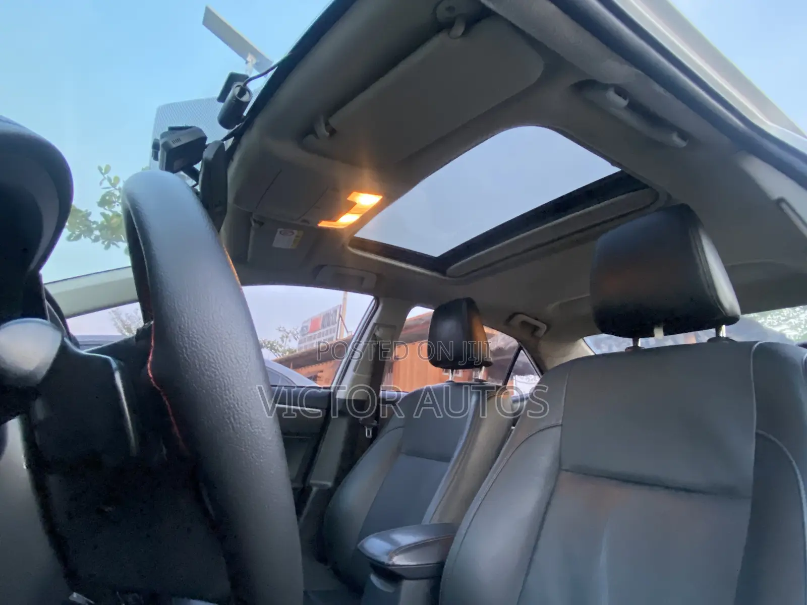 Toyota Corolla 2019 White
