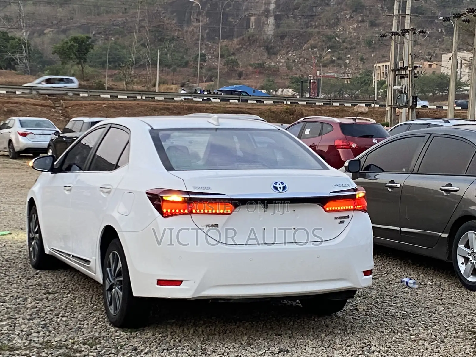 Toyota Corolla 2019 White