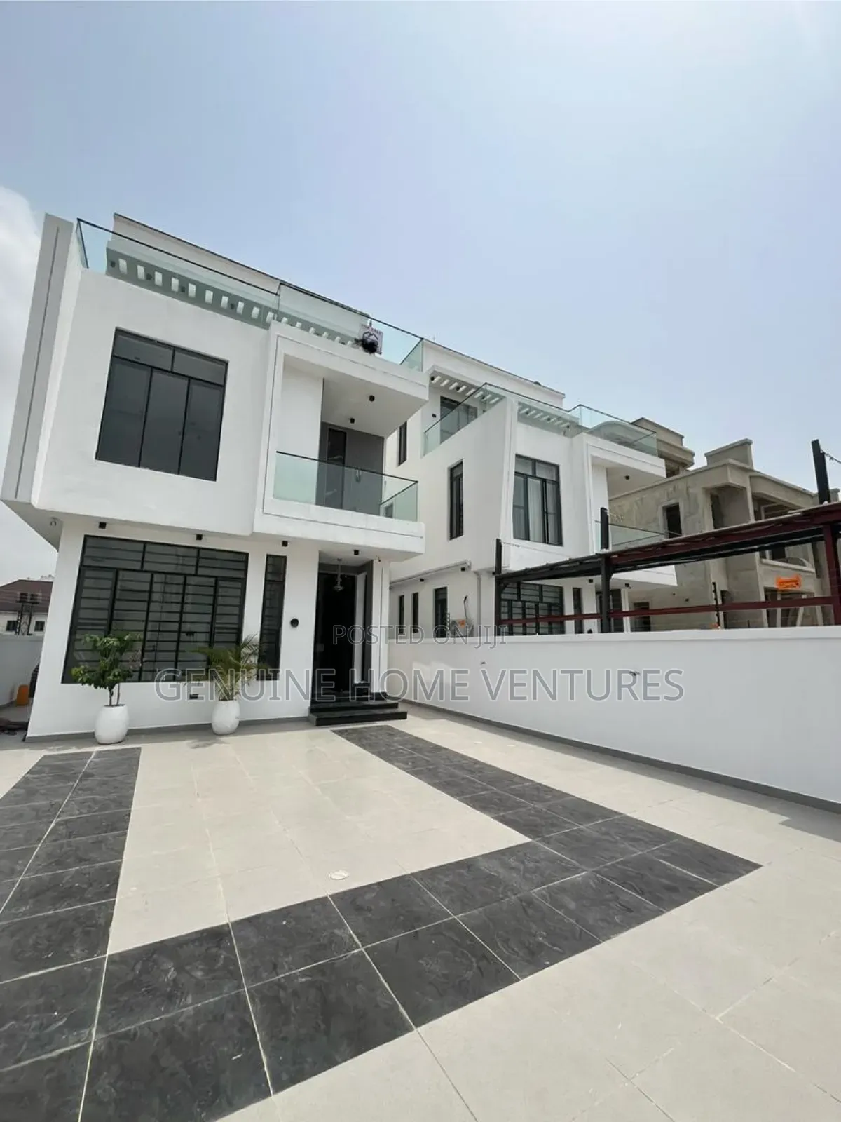 5bdrm Duplex in Lekki Phase One for sale