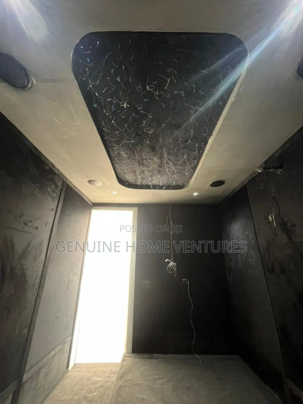 5bdrm Duplex in Lekki Phase One for sale