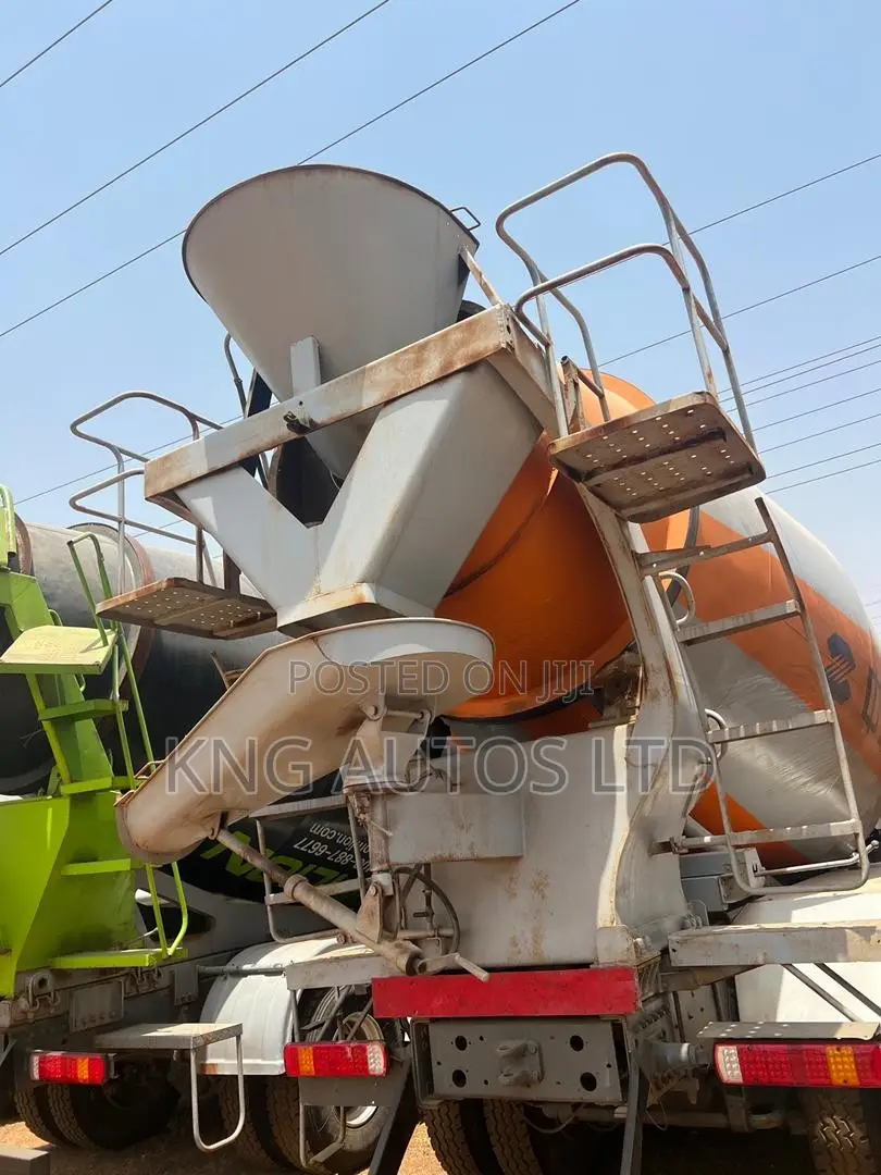 Howo Concrete Mixer Trucks