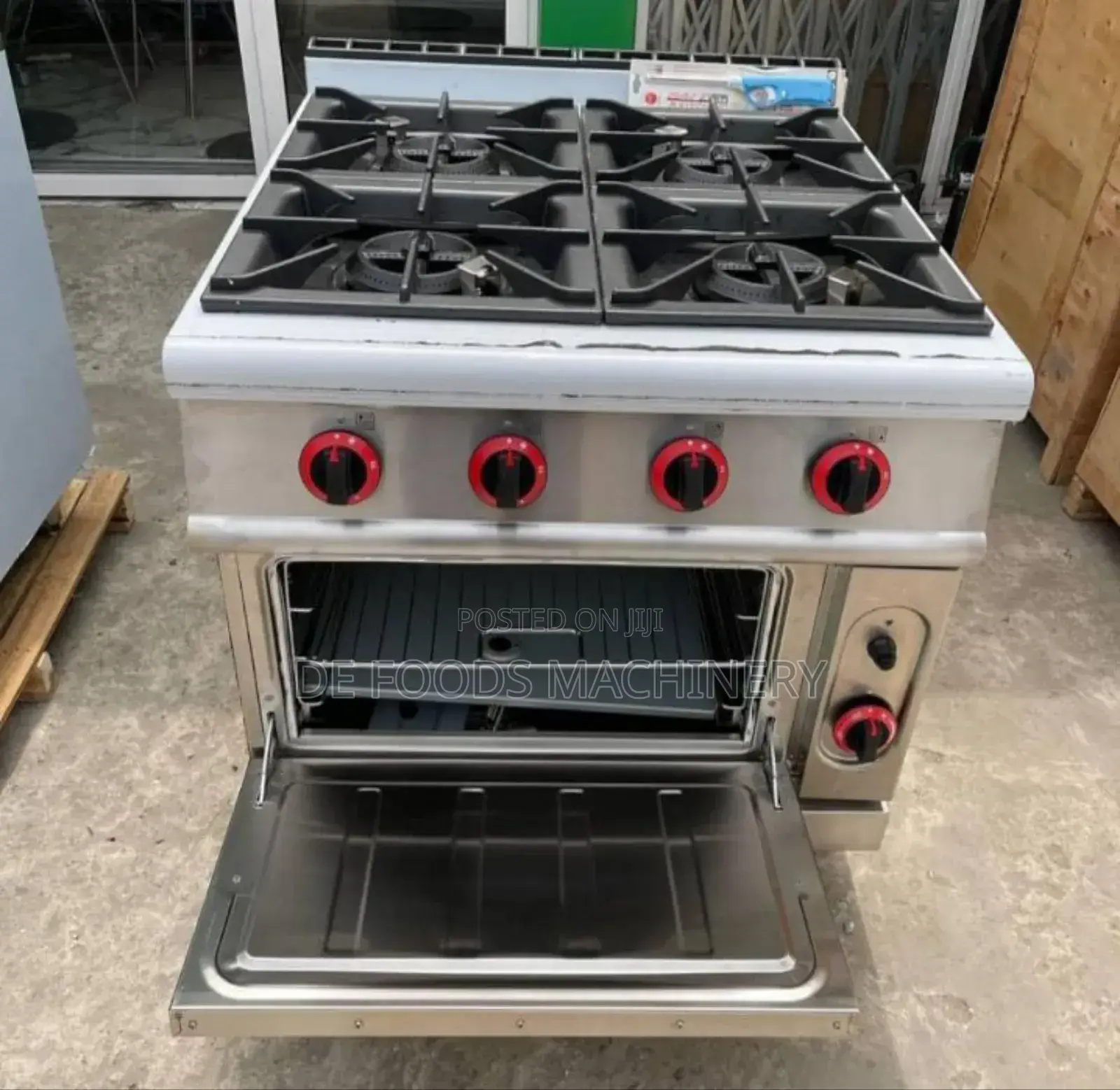 Industrial 4 Burner Cooker With Oven
