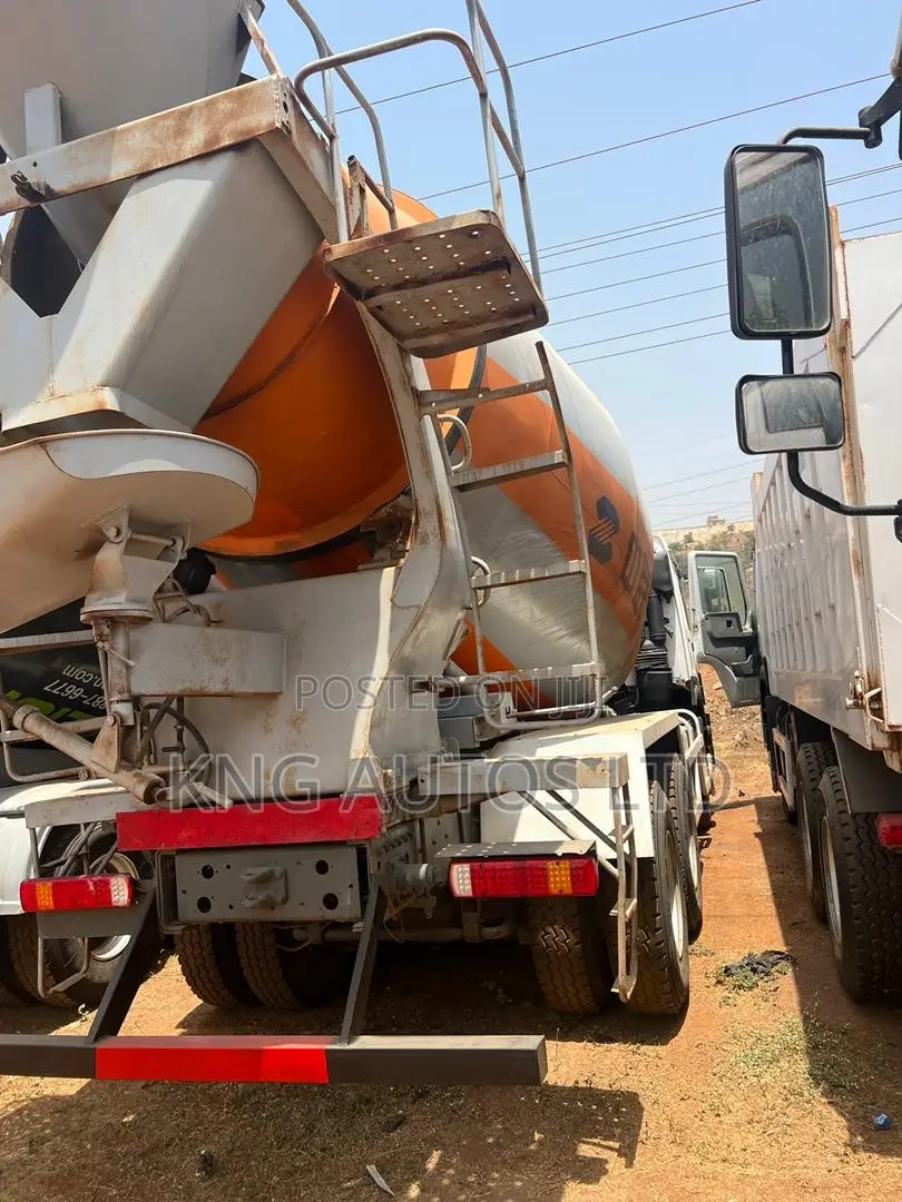 Concrete Mixer Truck