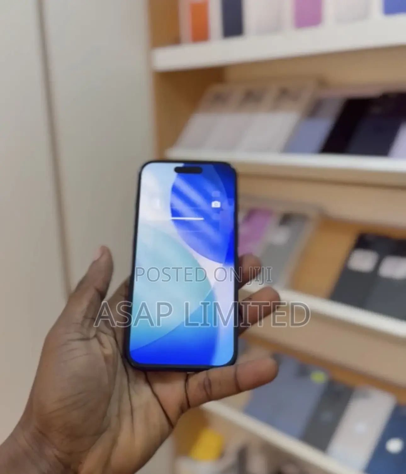 Apple iPhone 16 256 GB Gray