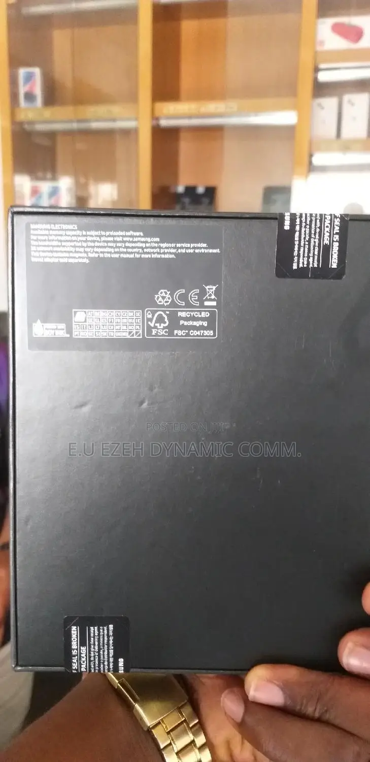 New Samsung Galaxy Z Fold4 256 GB Green