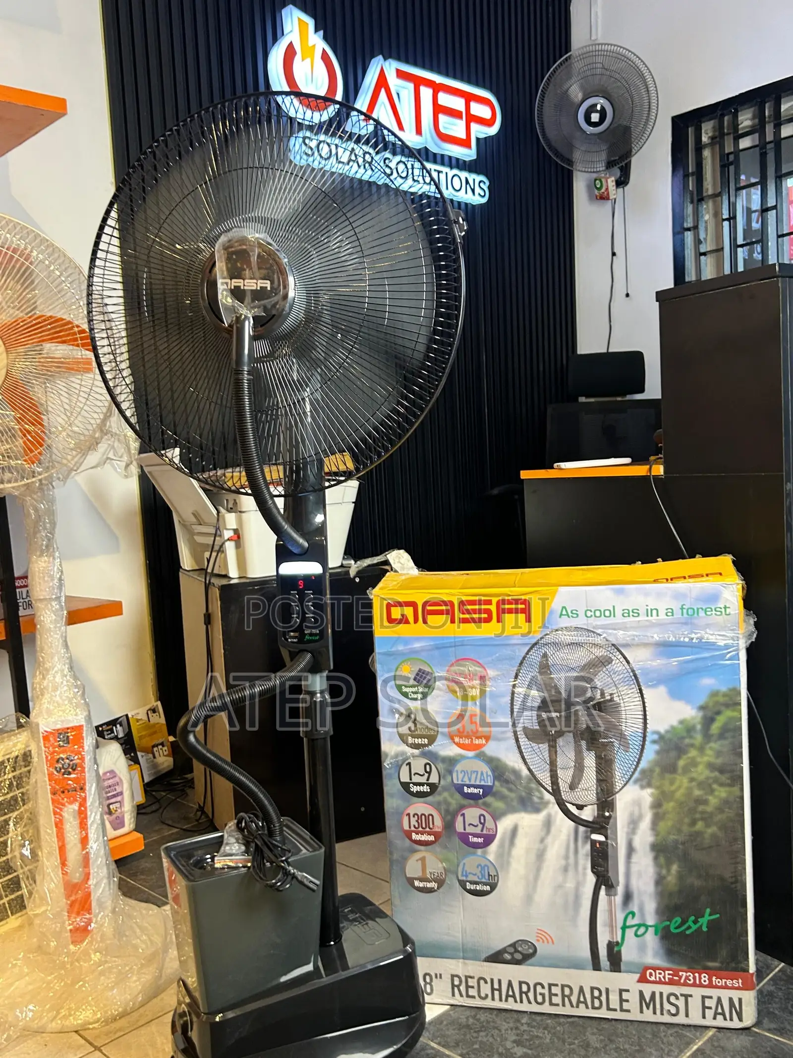 Qasa 18inch Mist Rechargeable Solar Fan