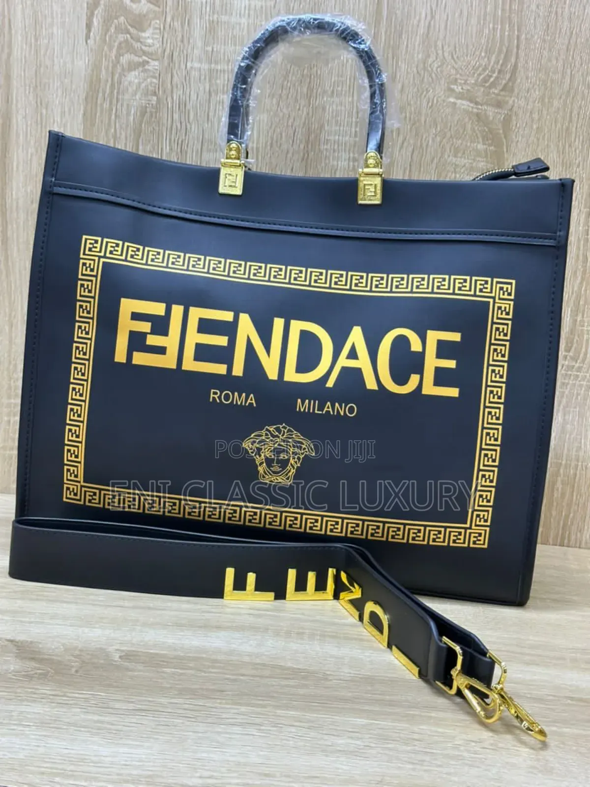 Fendi Luxury Women's Handbags Best Quality Well Banded Package