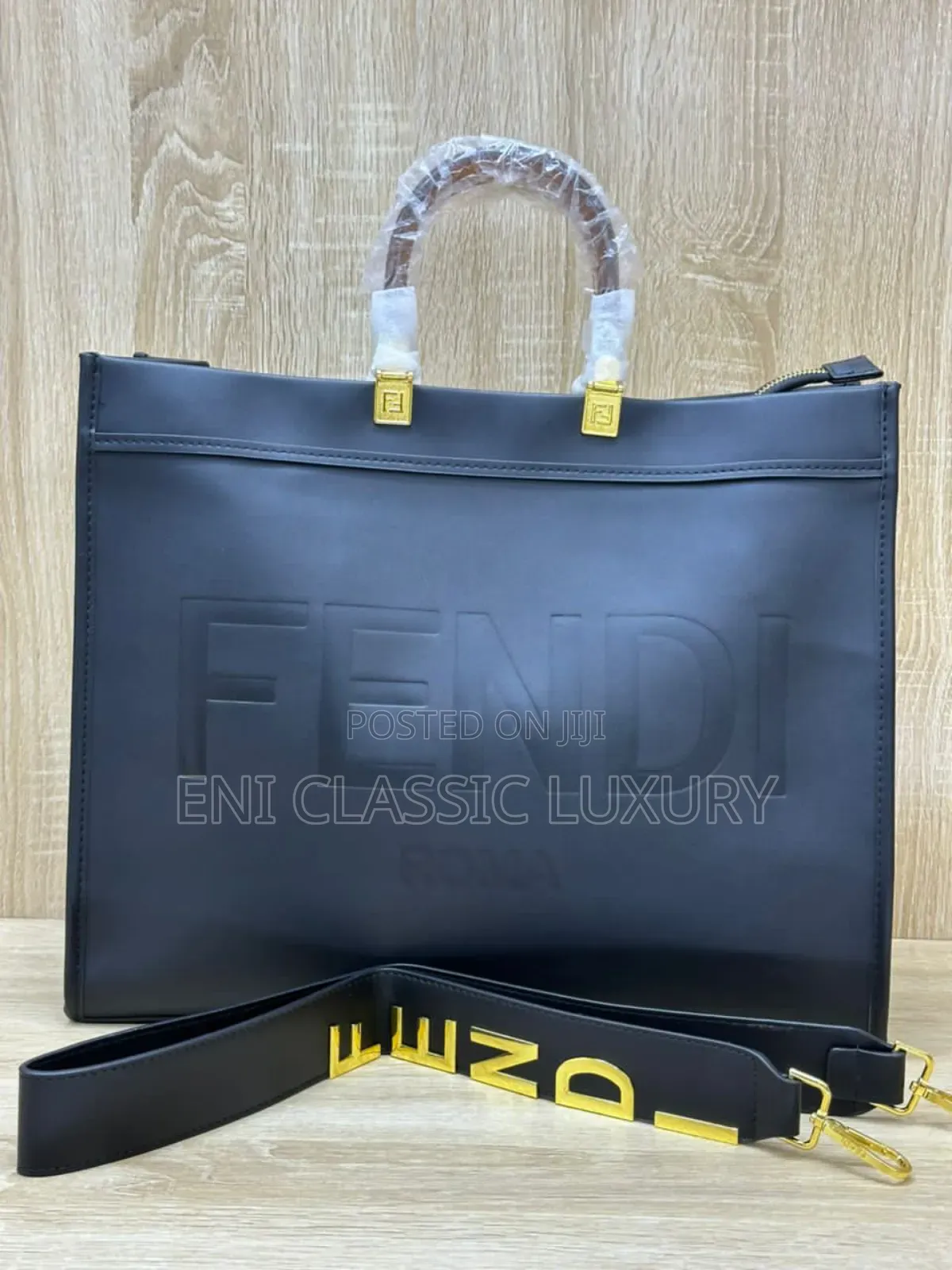 Fendi Luxury Women's Handbags Best Quality Well Banded Package