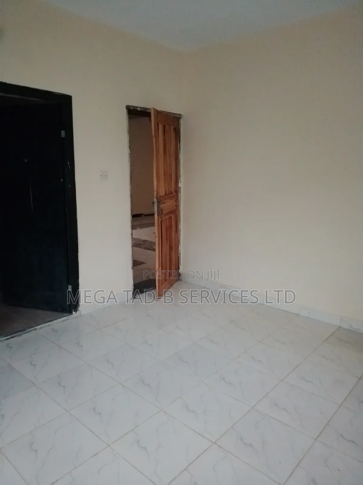 2bdrm Block of Flats in Makogi Estate, Berger for rent