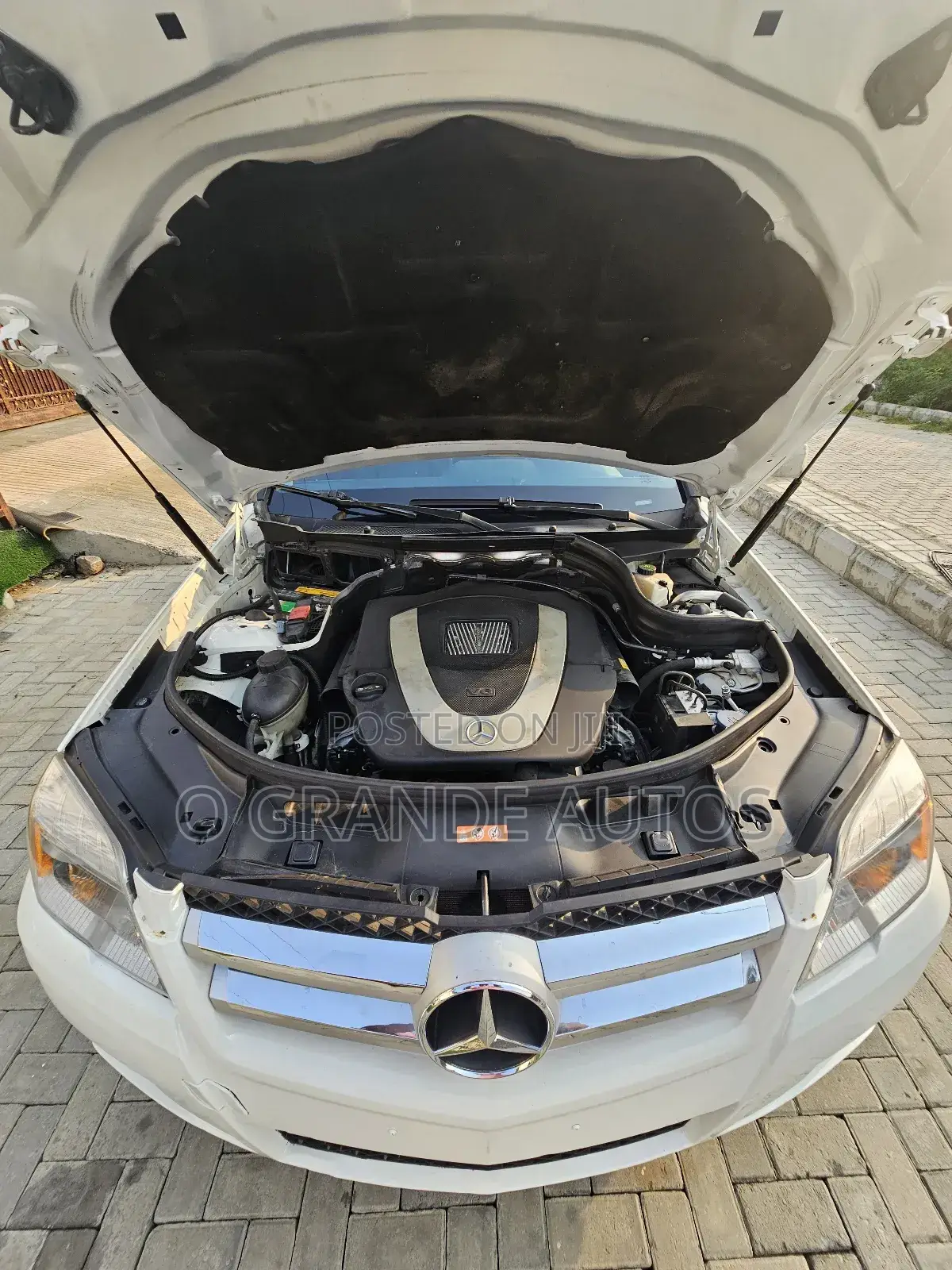 Mercedes-Benz GLK-Class 350 4MATIC 2011 White