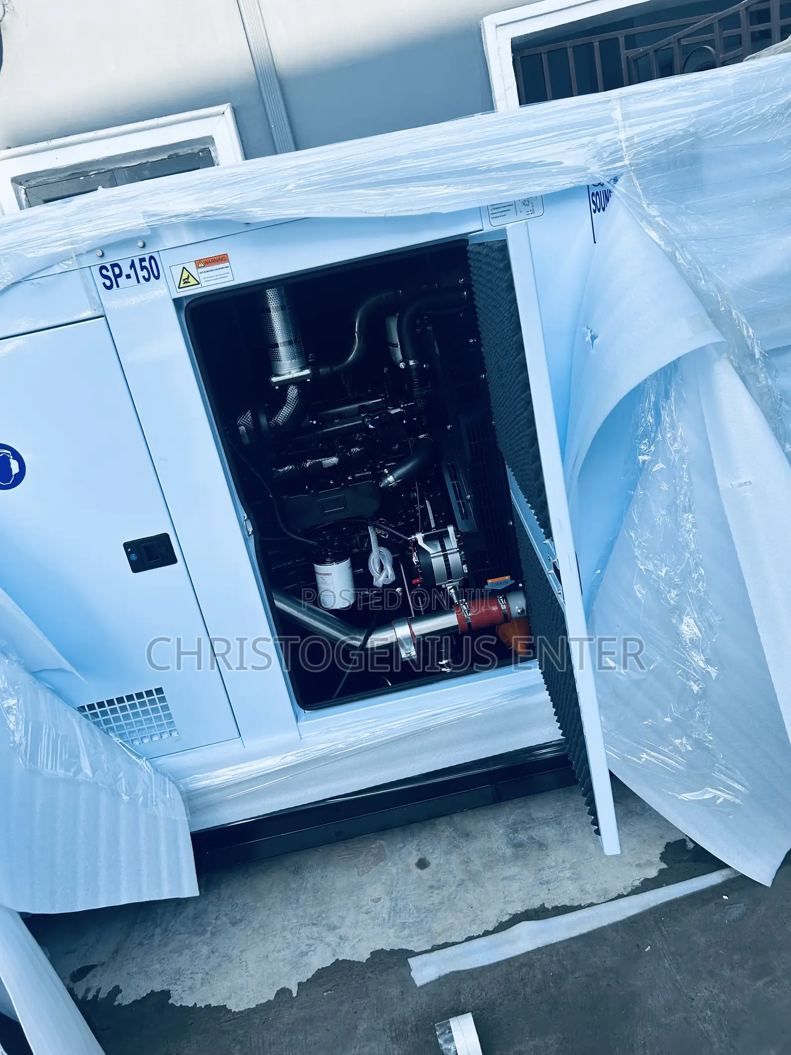 150kva Perkins Low Diesel Consumption, Soundproof Unit Set Generator