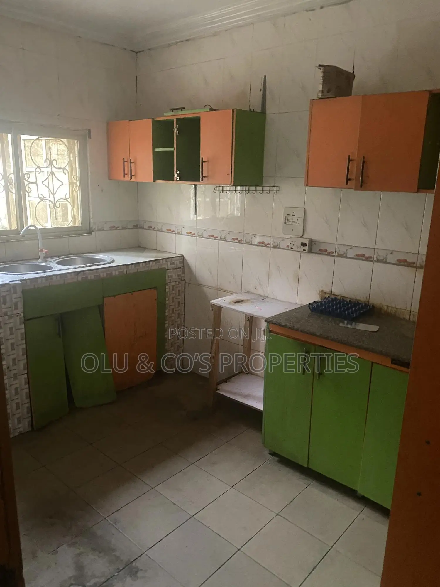 2bdrm Bungalow in Trademore Estate, Lugbe District for sale