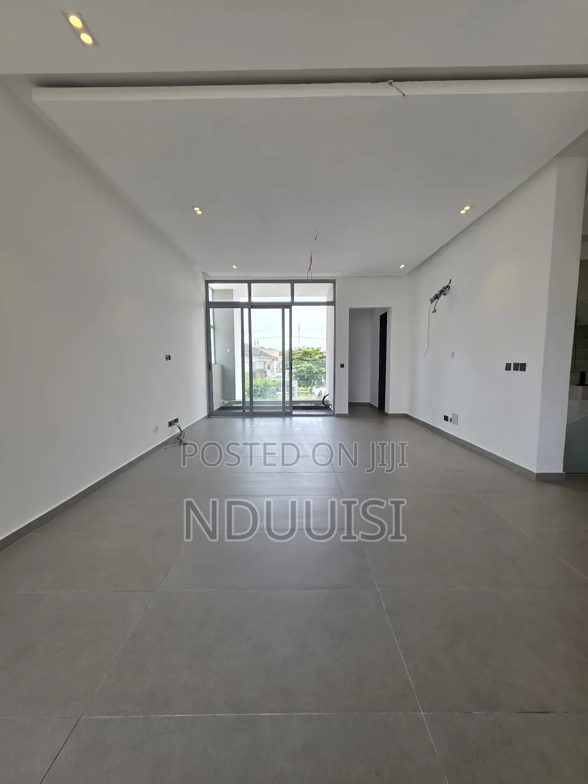 4bdrm Townhouse/Terrace in Lekki Phase 1 for sale