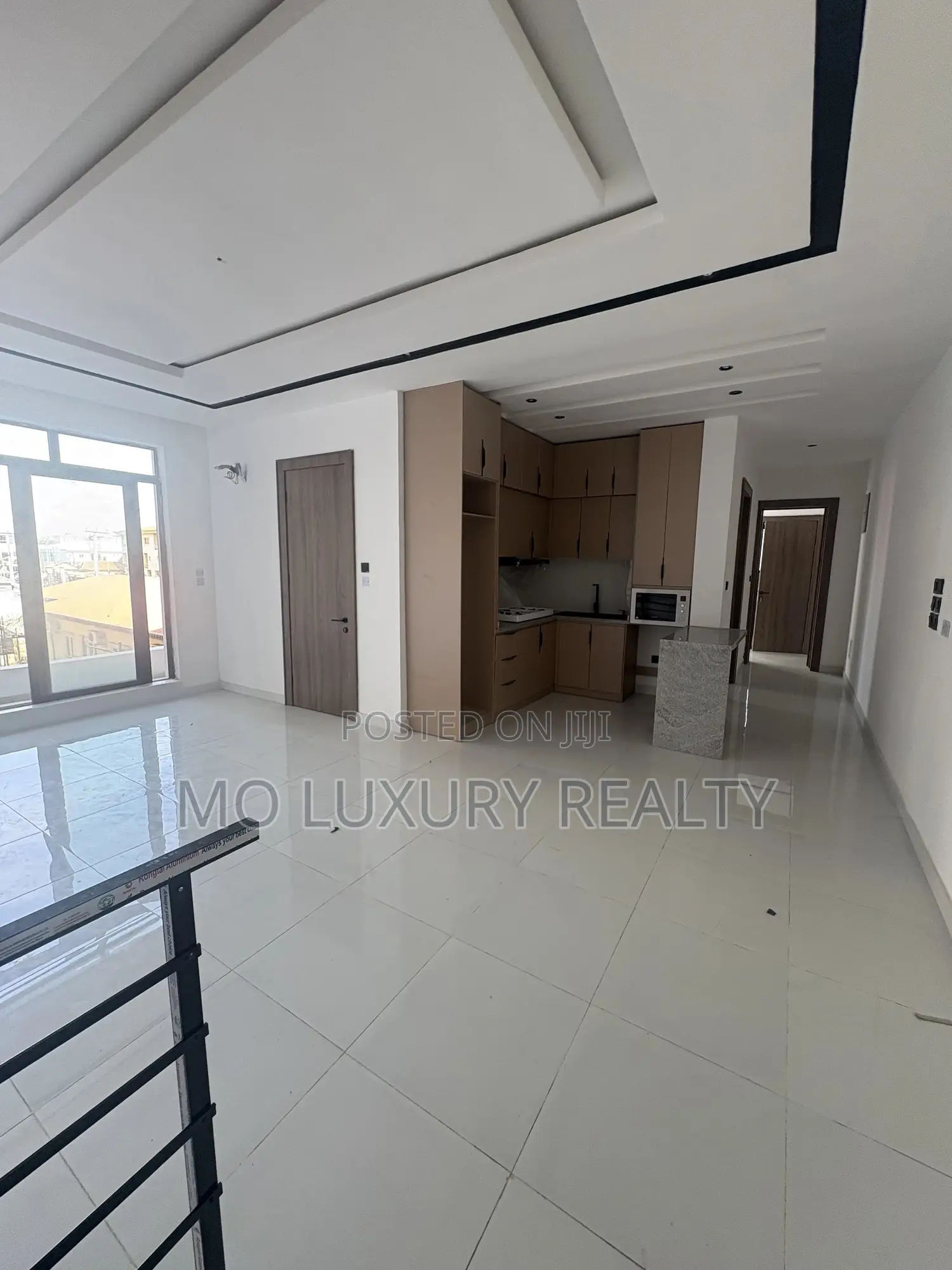 2bdrm Apartment in Lekki Phase 1 for sale
