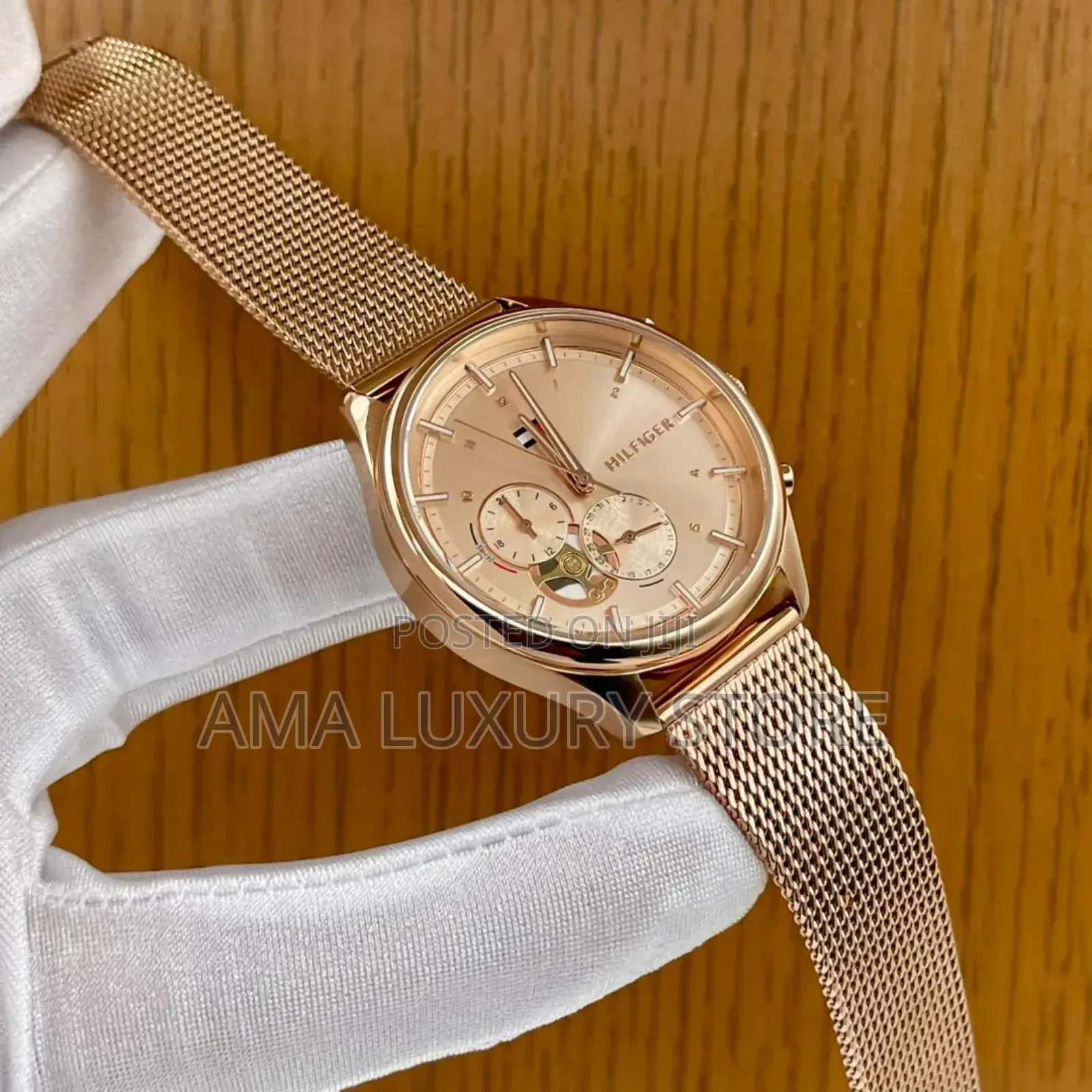 Tommy Hilfiger Luxury Designer Female Wristwatches