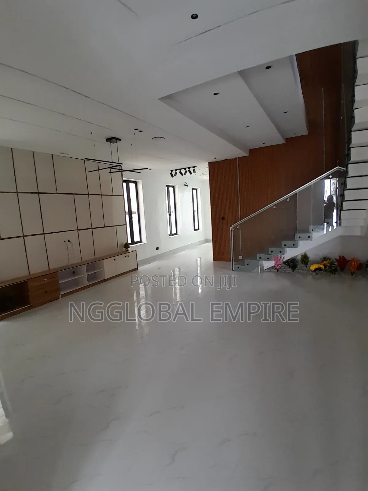 5bdrm Duplex in Lekki Palm City, Ado / Ajah for sale