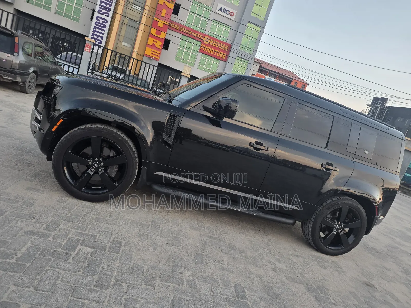 Land Rover Defender 2023 Black
